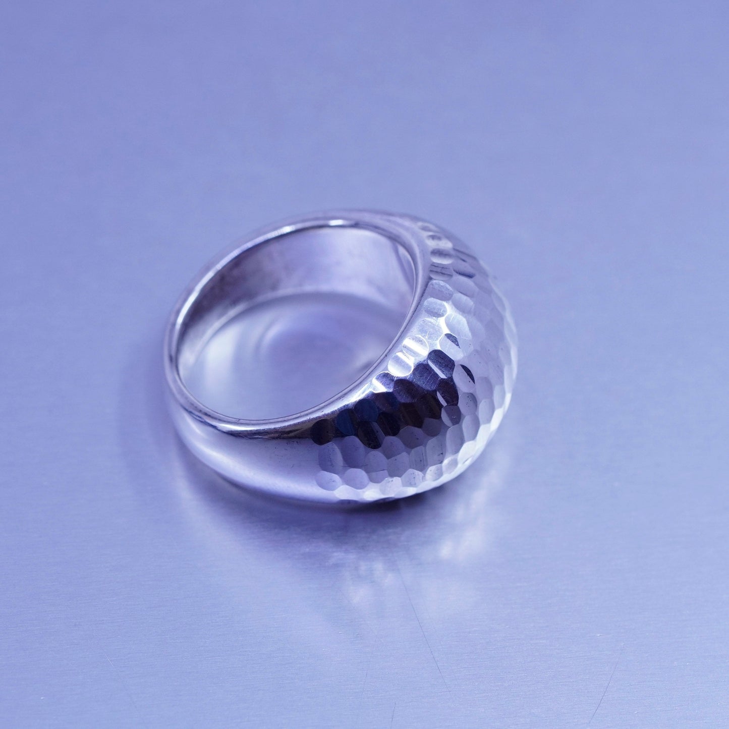 Size 8.25, vintage Italy Sterling 925 silver ring, hammered band