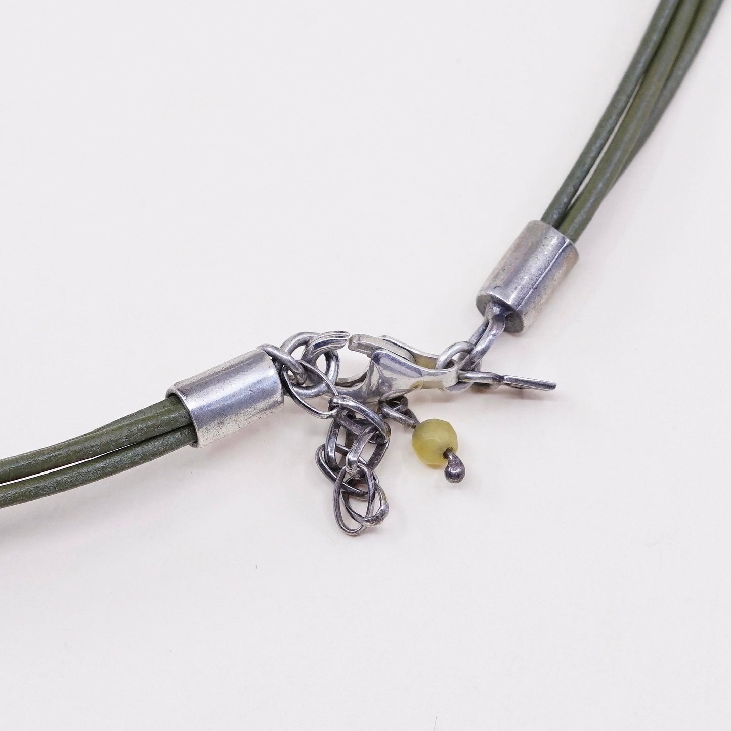 16+2”, silpada green Leather necklace w/ Sterling 925 Silver pendant