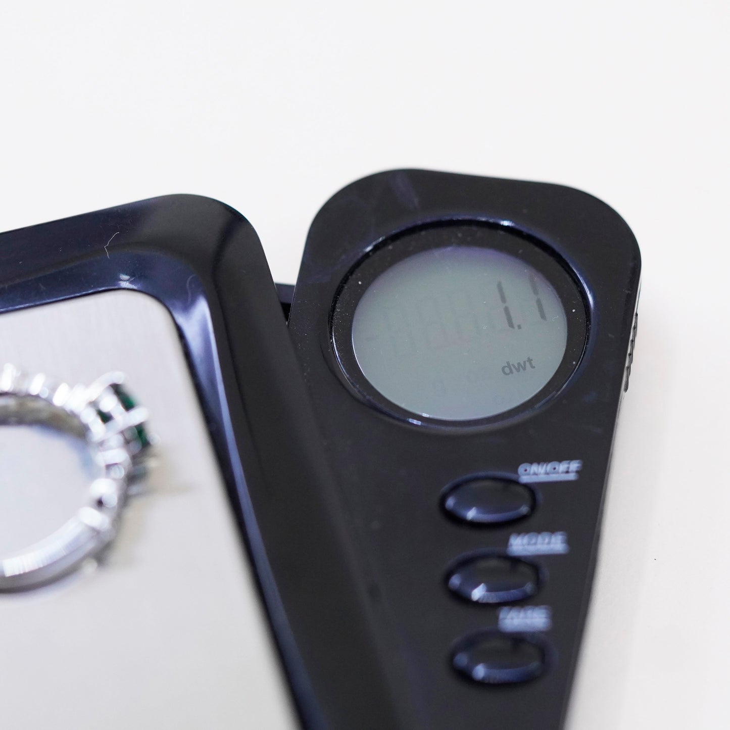 Size 7, Vintage sterling 925 silver handmade ring with peridot