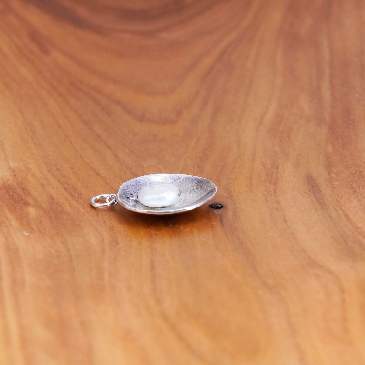 Vintage Sterling silver handmade pendant, 925 disc with pearl, silver tested