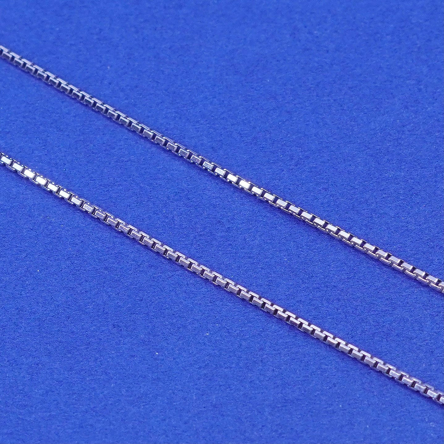 18”, 1mm, vintage Sterling silver necklace, 925 box chain