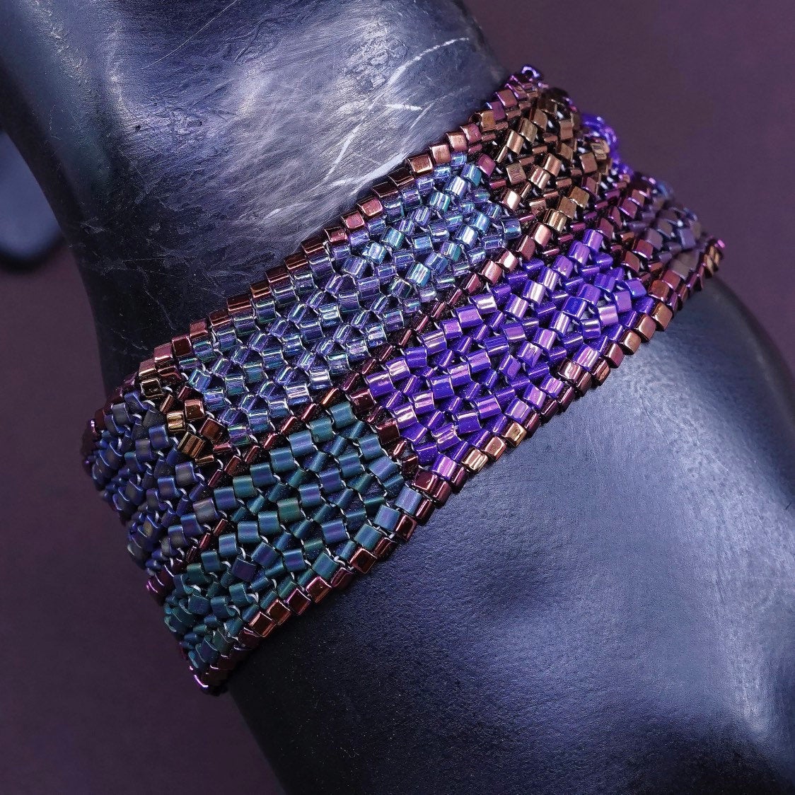 7”, 1960s sterling silver handmade bracelet, 925 clasp w/ metallic bead