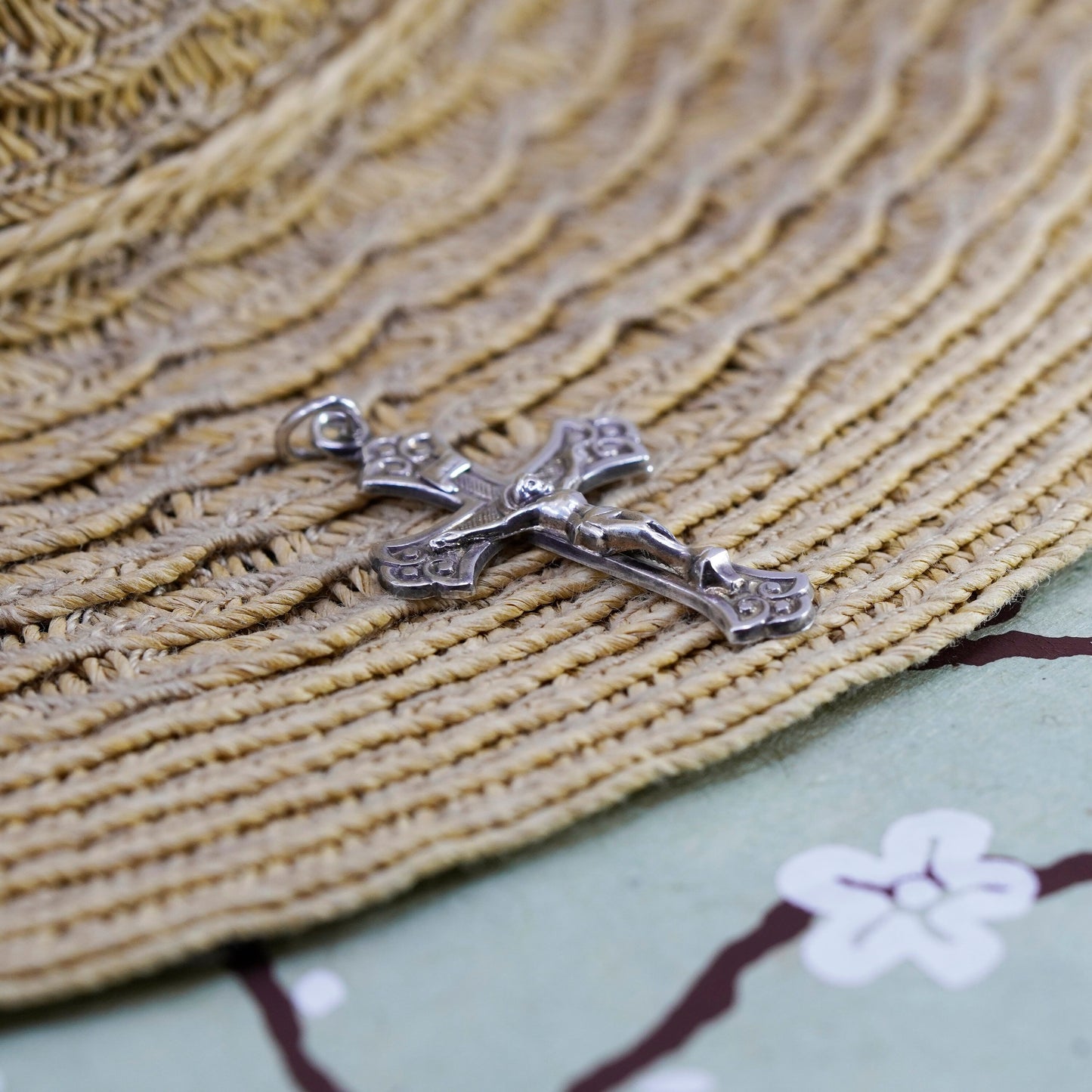 Vintage Sterling silver handmade pendant, 925 cross with Jesus