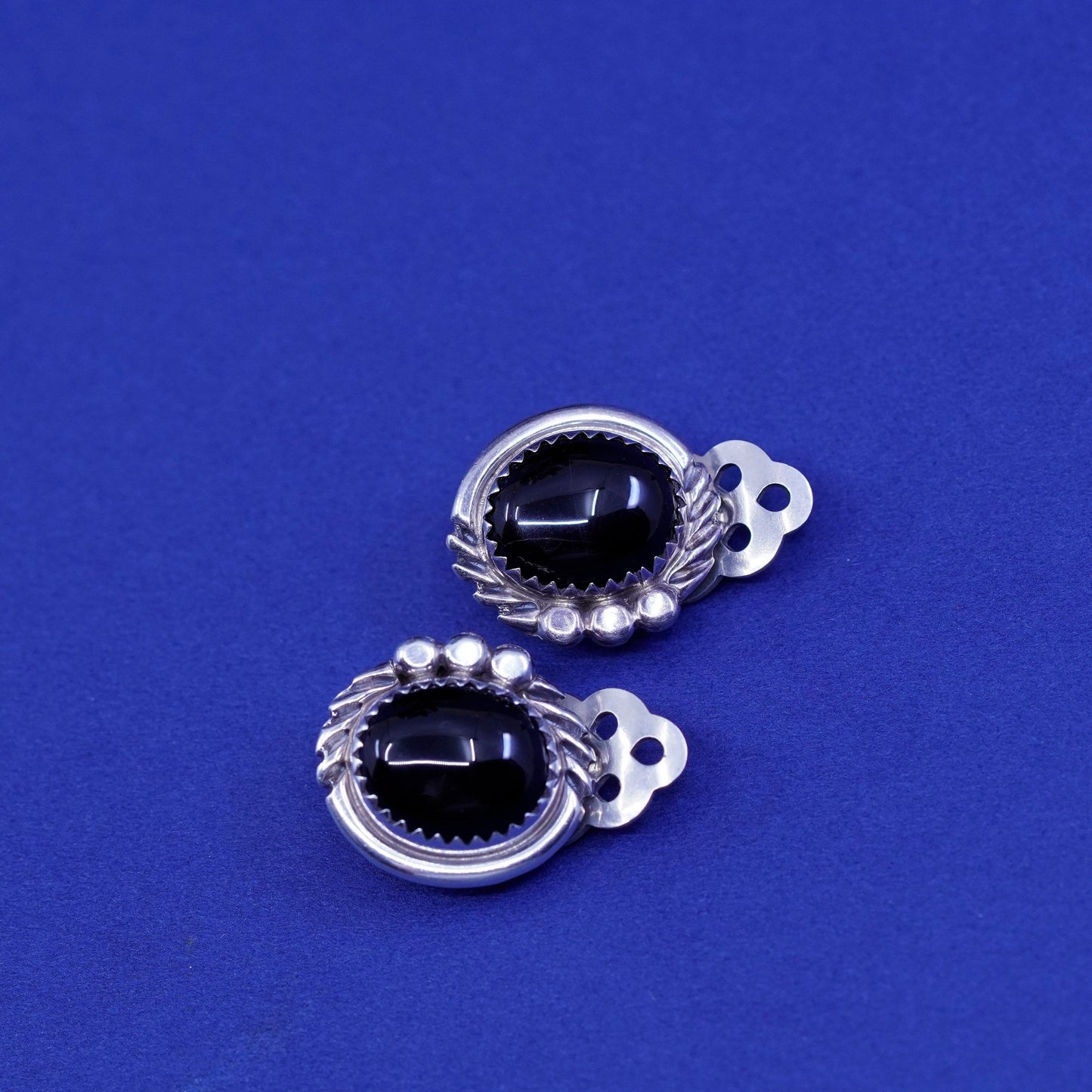Native American navajo sterling silver handmade earrings with oval obsidian