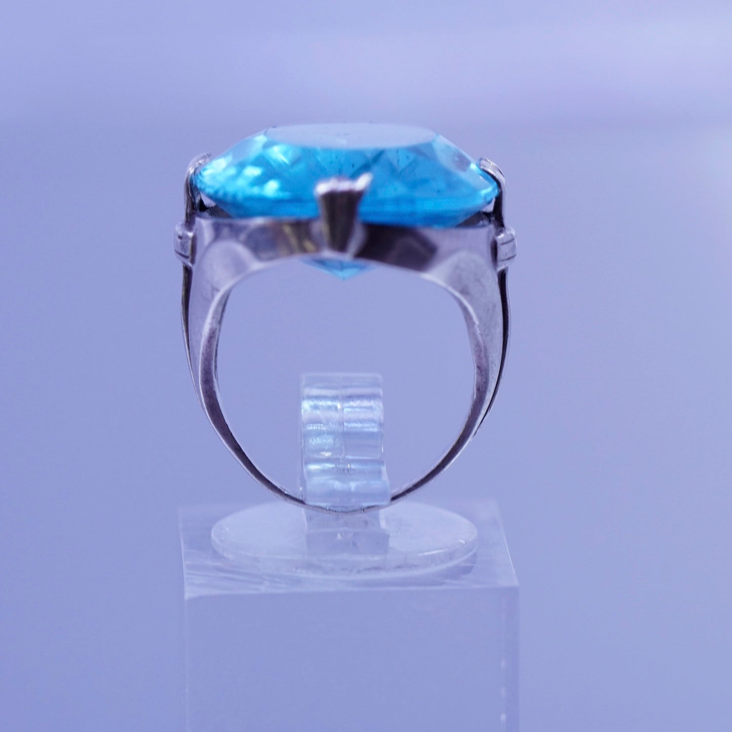 Size 3.5, vintage Sterling 925 silver handmade cocktail ring with blue glass