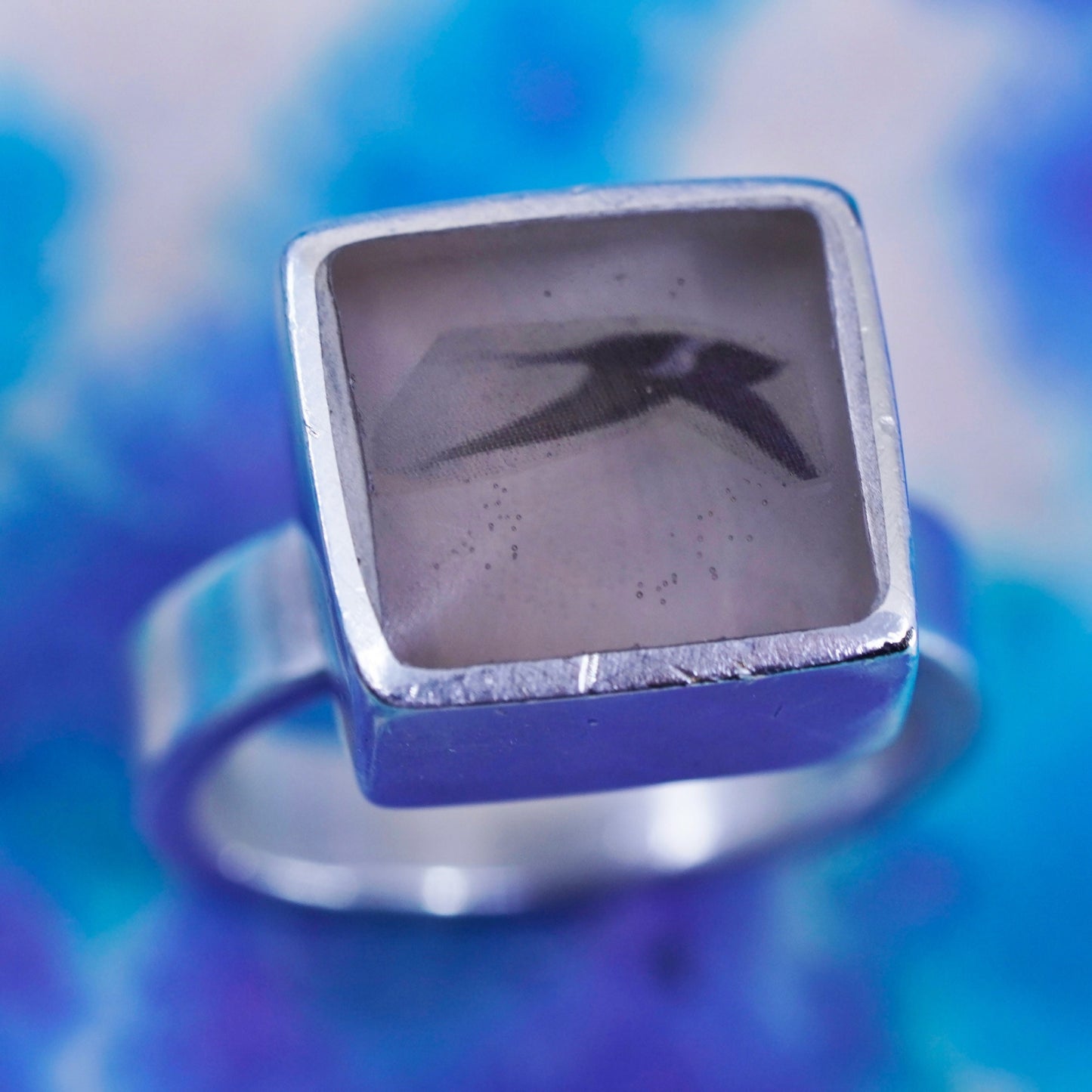 Size 4.75, vintage Sterling 925 silver handmade Statement ring with resin bird