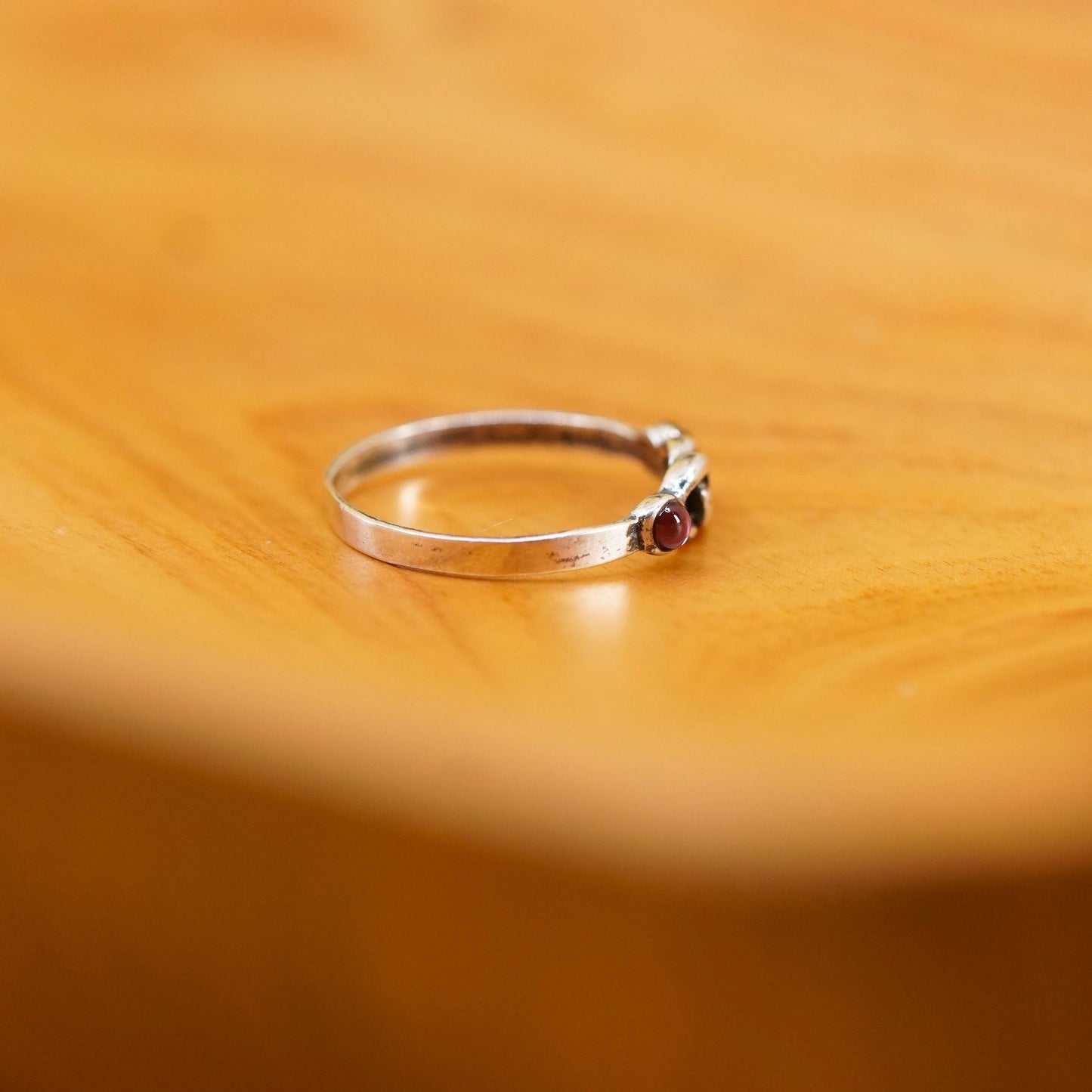 Size 5.5, vintage Sterling 925 silver handmade ring with garnet