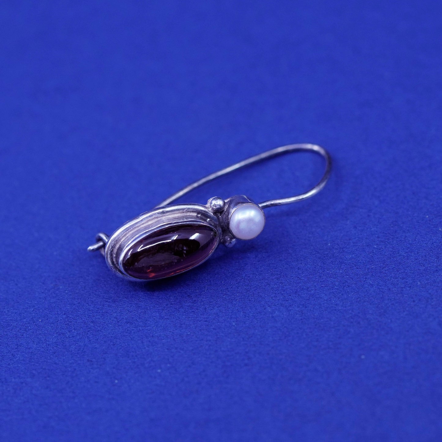 Vintage sterling 925 silver handmade earrings with garnet and pearl