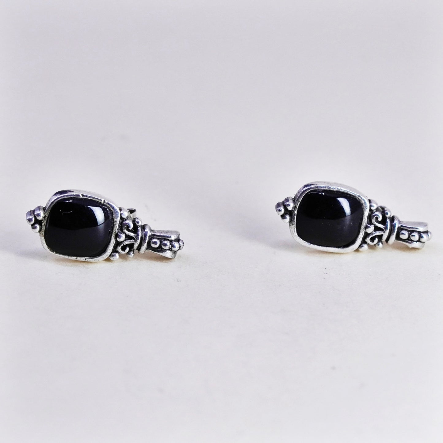 Vintage Sterling silver handmade earrings, Mexico 925 studs with onyx