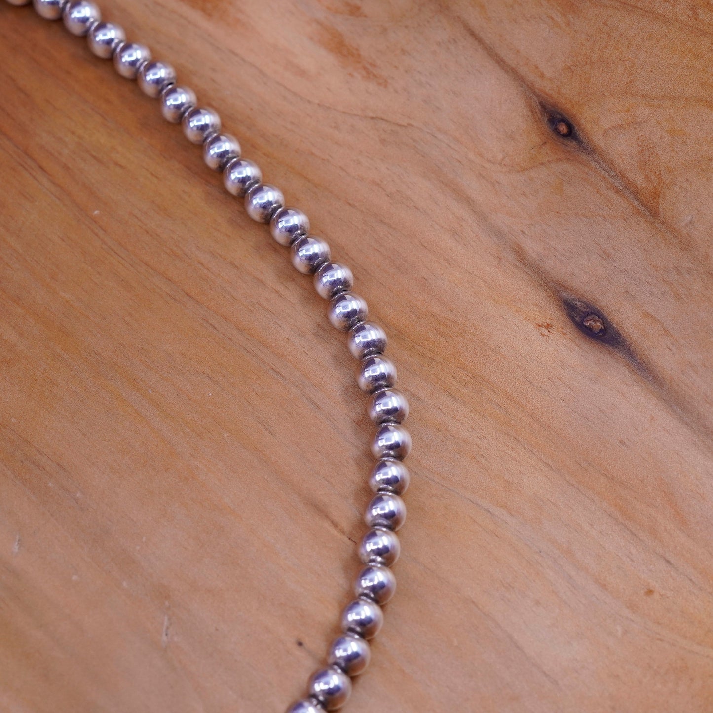 18”, Sterling silver necklace, 925 bead chain with tag monogram ”HSE” pendant