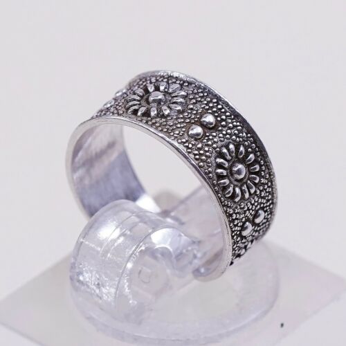 Size 2, Vtg Sterling Silver handmade open end Ring. 925 Flower Band, Stamped 925