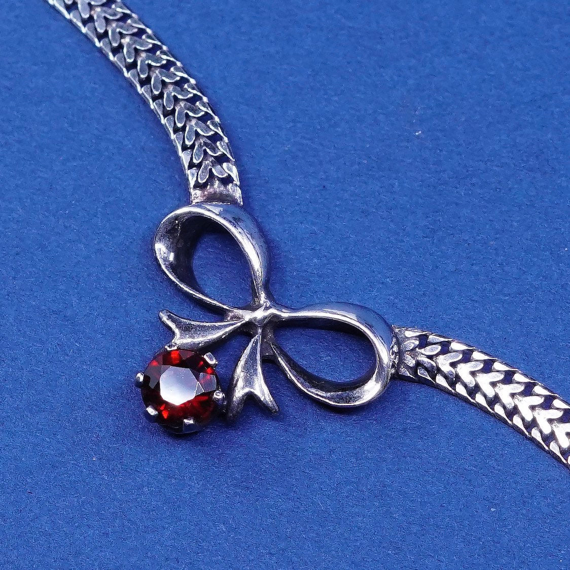 7.5", 4mm, vtg Sterling silver handmade bracelet, 925 herringbone chain