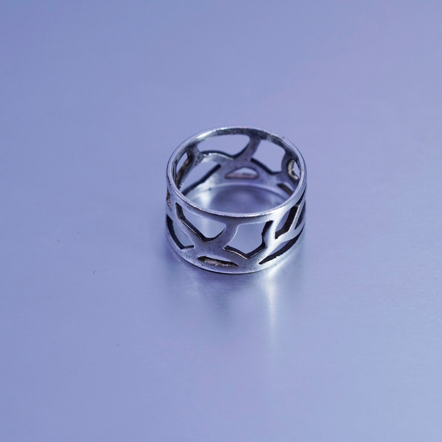 Size 8.5, vintage southwestern Sterling 925 silver handmade ring, filigree band