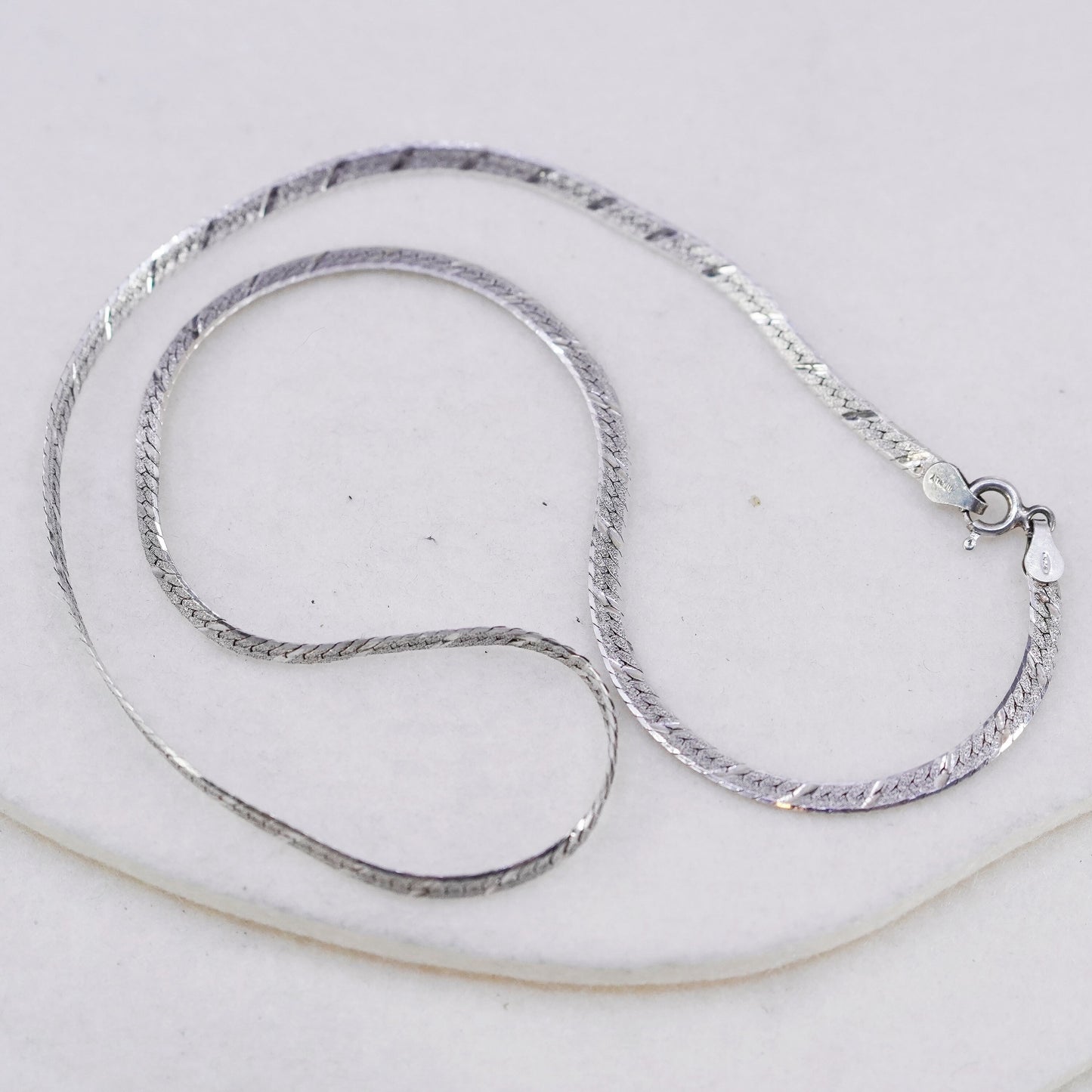 18” 4mm, vintage Italy Sterling 925 silver textured herringbone chain necklace