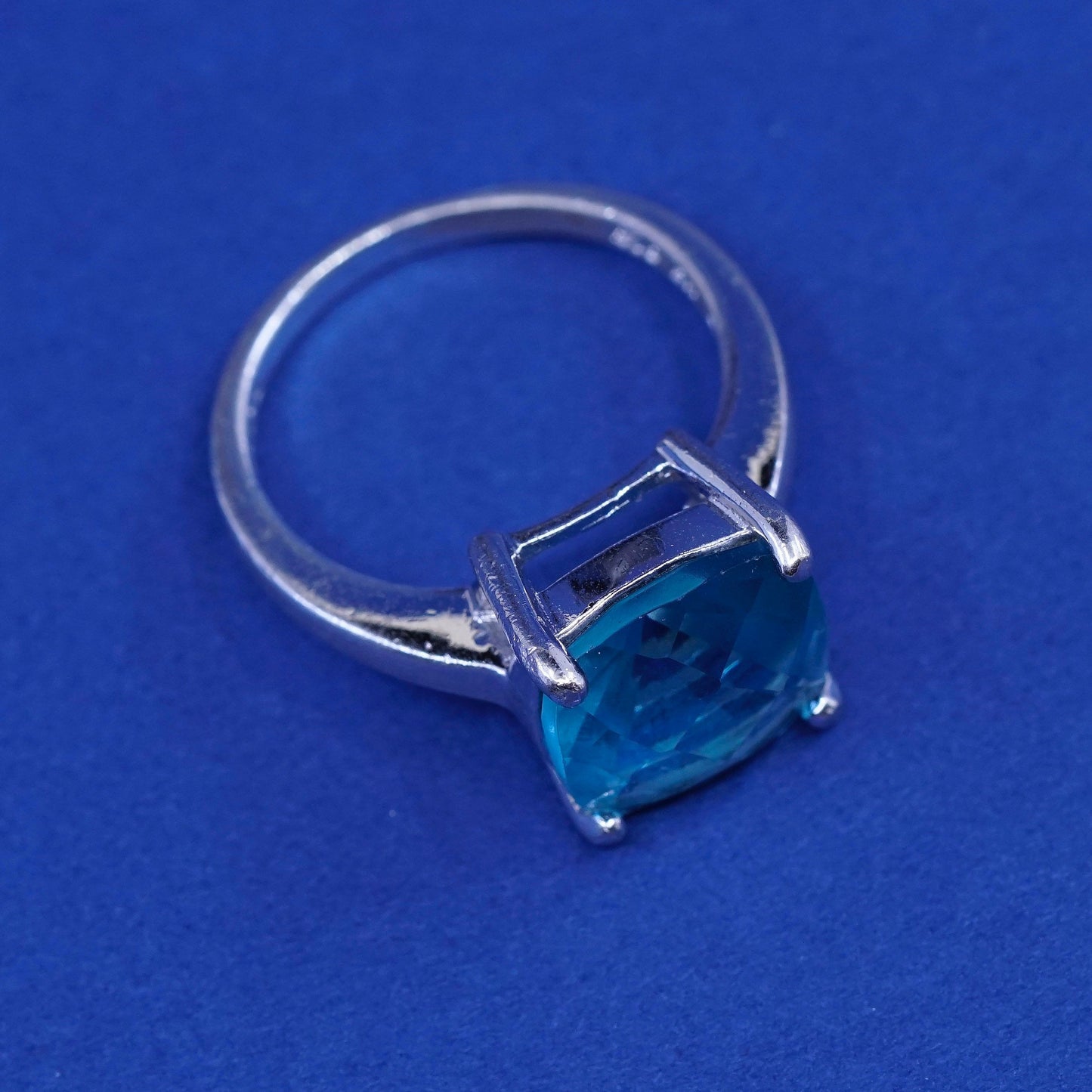 Size 7.25, vintage sterling 925 silver handmade ring with topaz