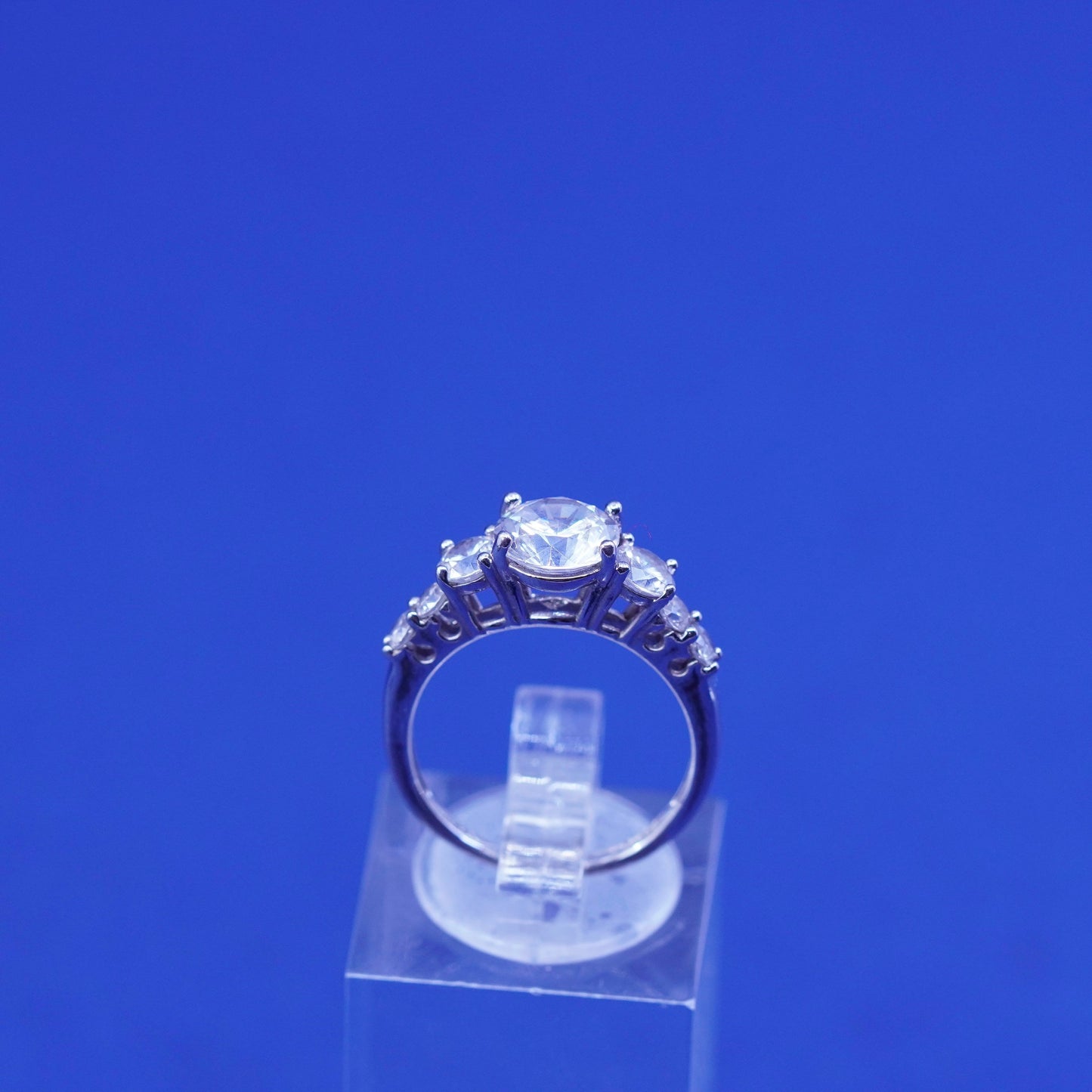 Size 5.25 vintage Sterling 925 silver engagement ring with cz