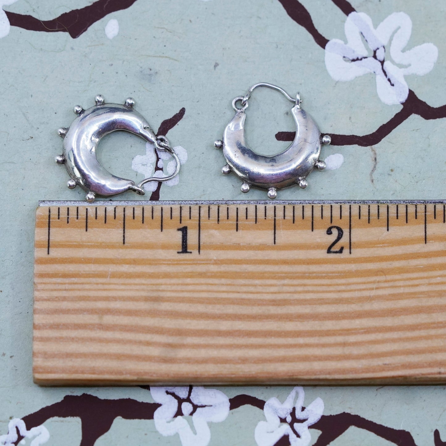 0.75”, vtg sterling 925 silver loop earrings, minimalist primitive hoops beads