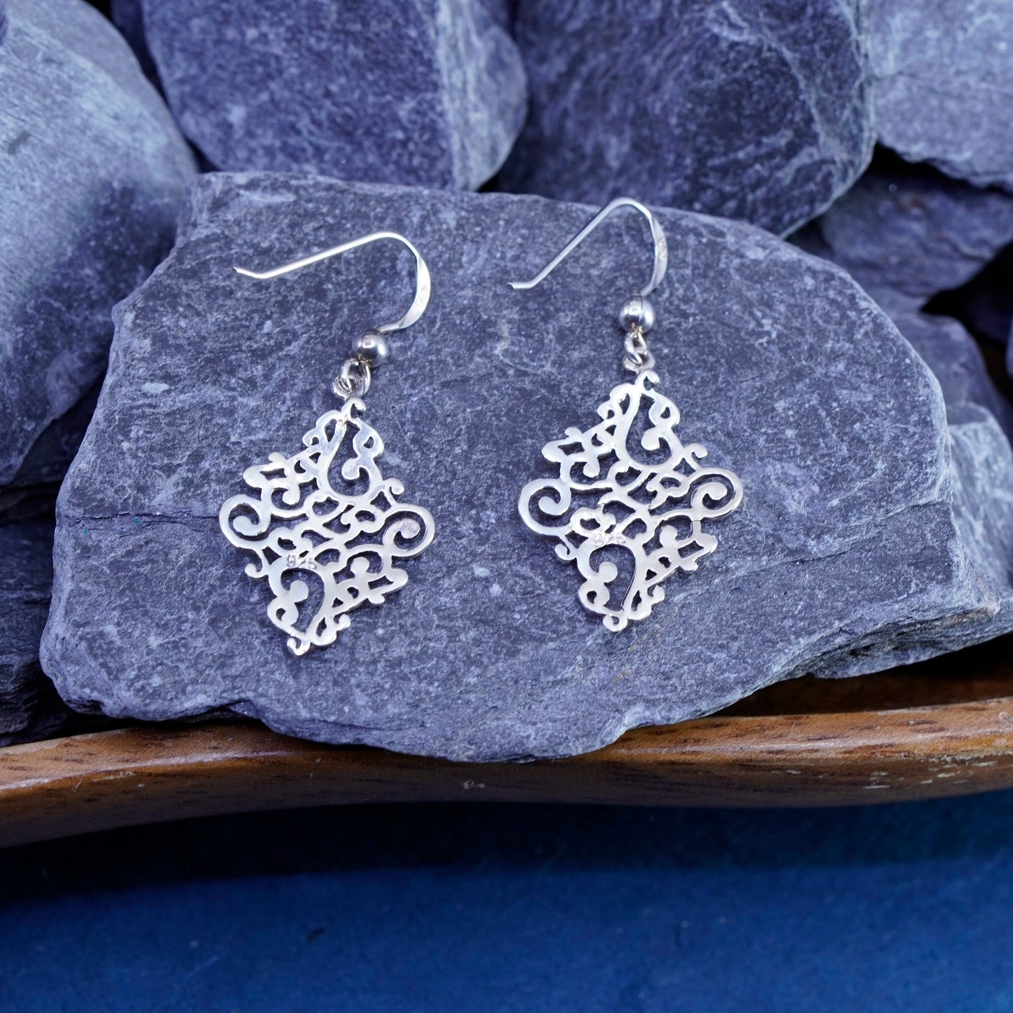 Vintage Sterling silver handmade earrings, 925 filigree diamond shaped drops