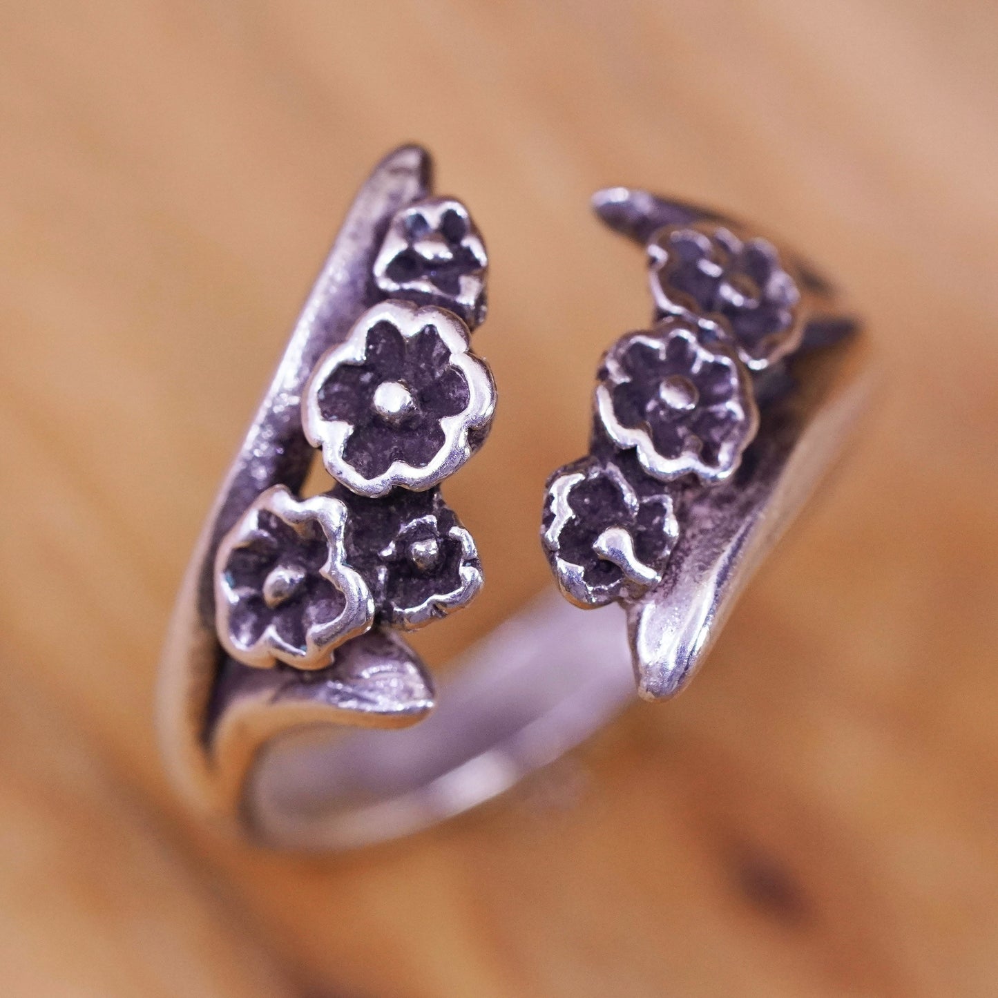 Size 5.5, Vintage Sterling silver handmade cocktail ring, 925 flower wrap band