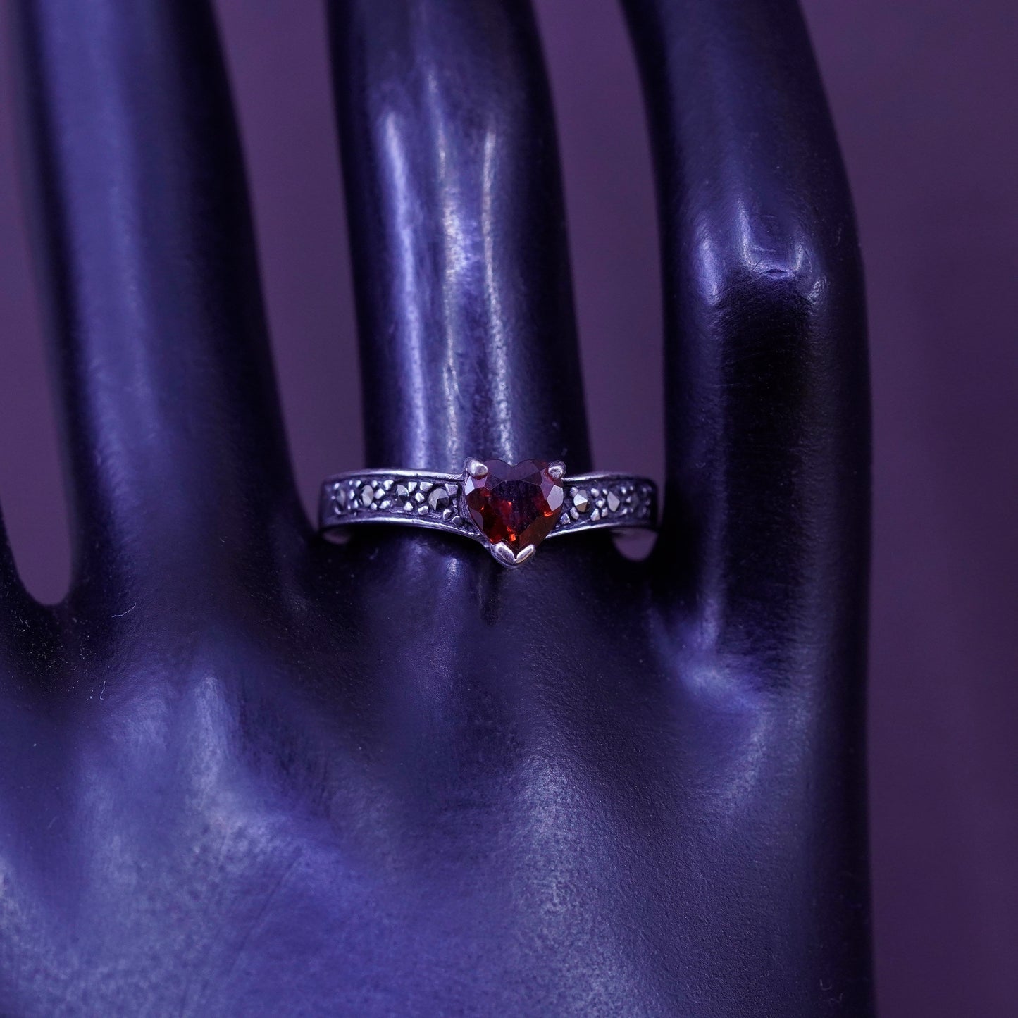 Size 8.5, Sterling 925 silver handmade statement ring heart ruby marcasite