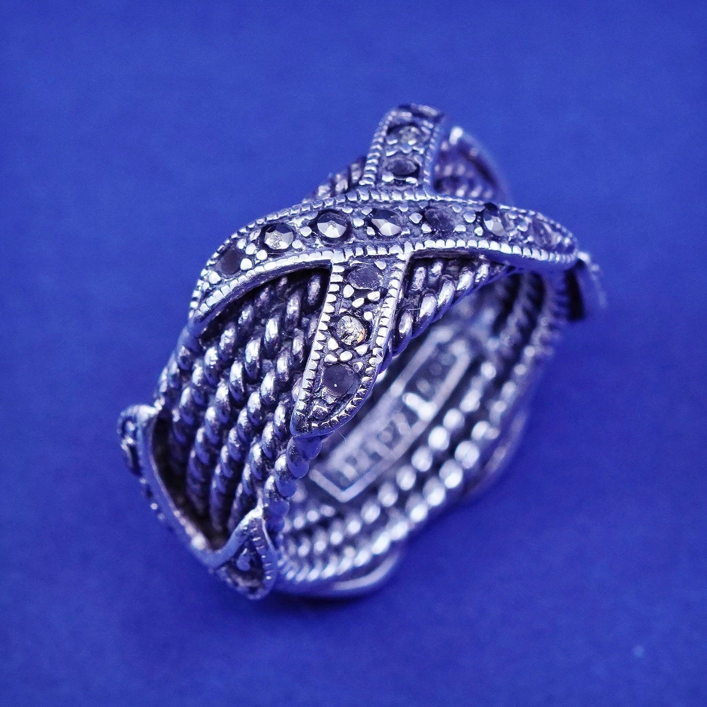 Size 5.25, vtg Sterling silver handmade ring, 925 X cross band with marcasite