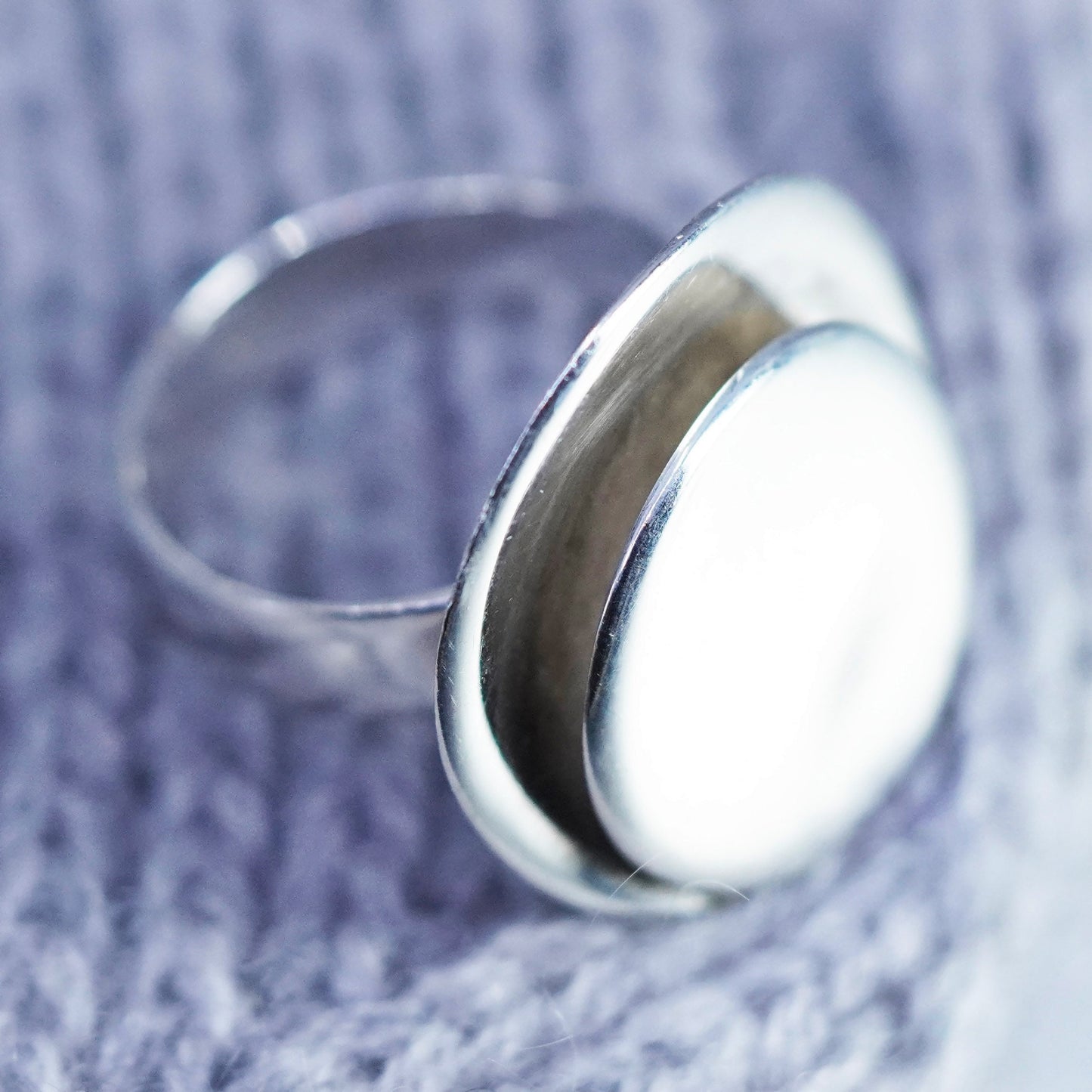 Size 8, Sterling 925 silver handmade ring, modern minimalist double circle band