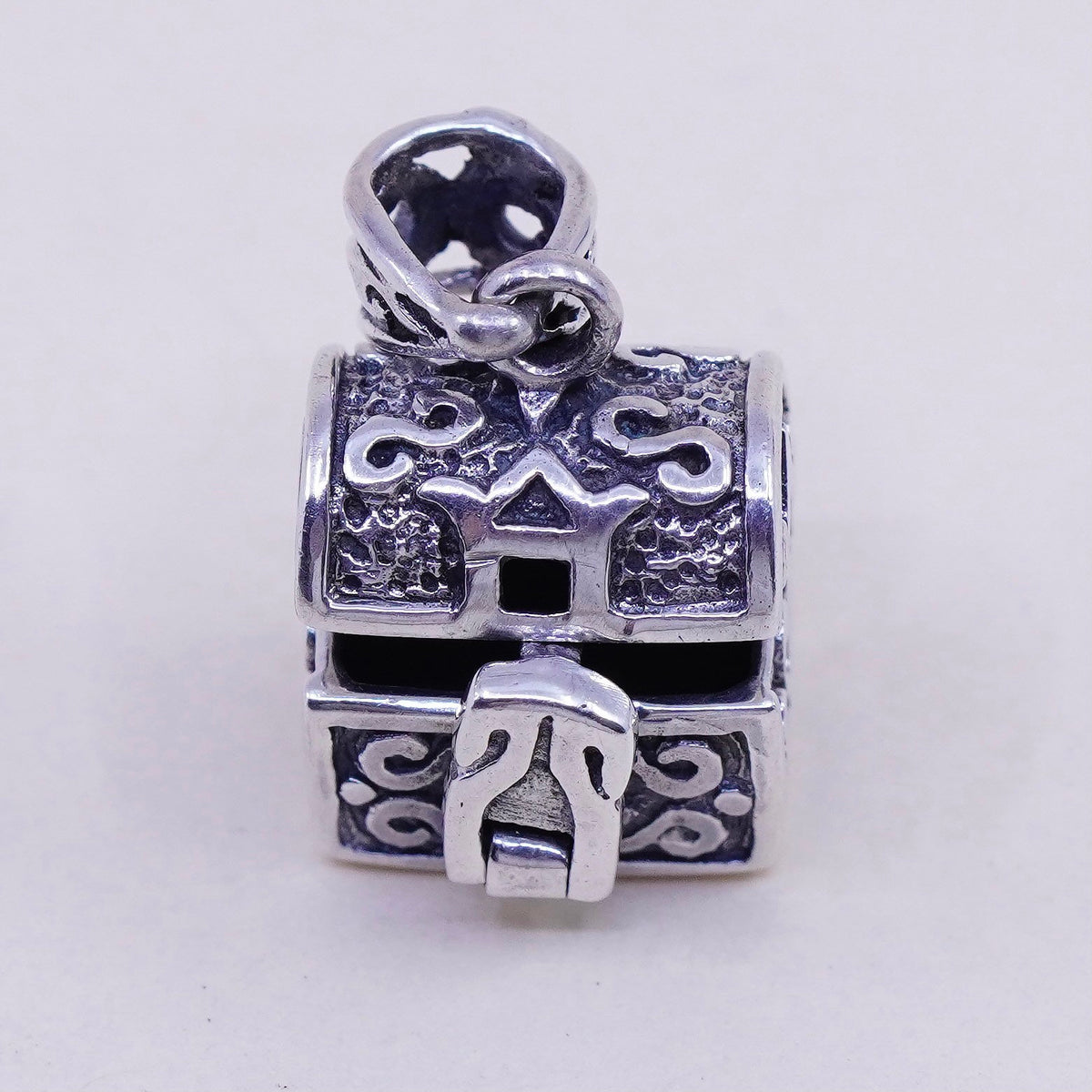 Sterling silver handmade prayer box pendant, 925 locket charm with filigree