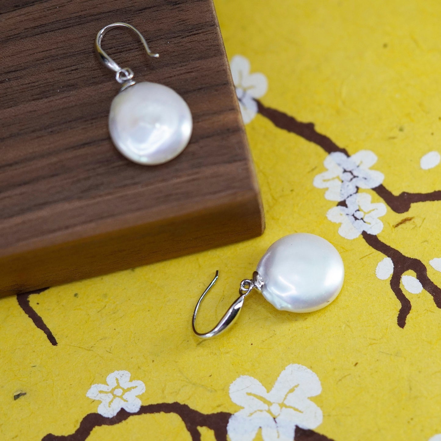 Vintage Sterling 925 silver handmade earrings with coin pearl