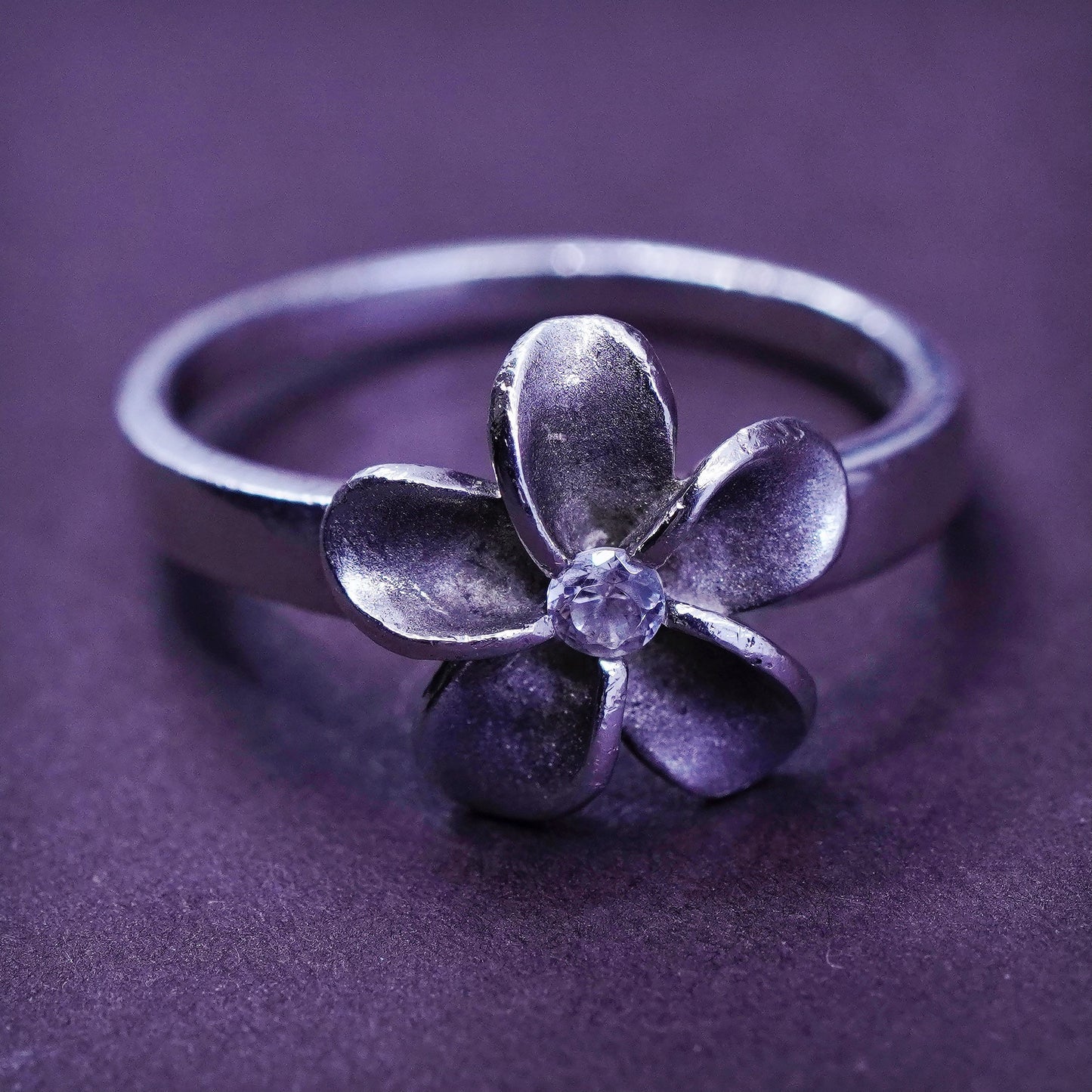 Size 6, vintage Sterling silver ring, modern 925 plumeria flower with Cz