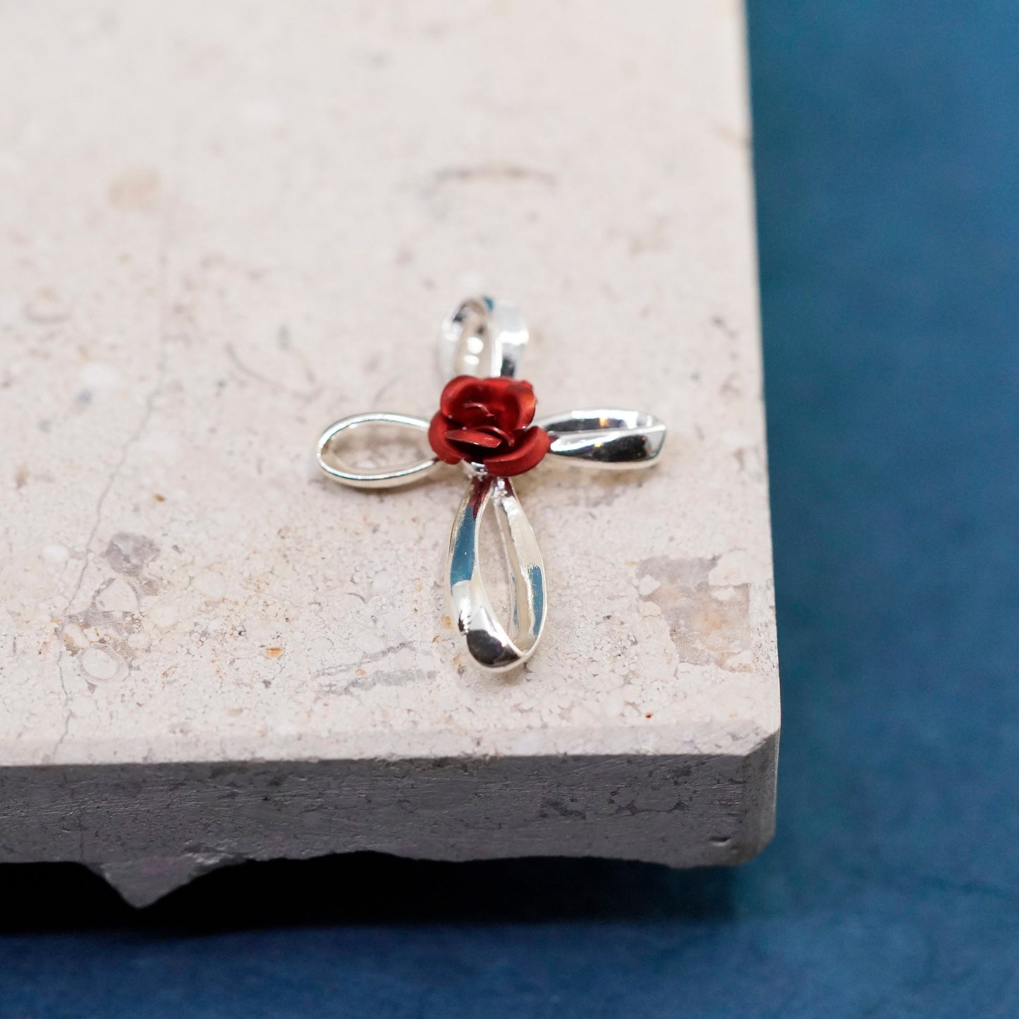 Vintage Sterling silver handmade pendant, 925 rose cross