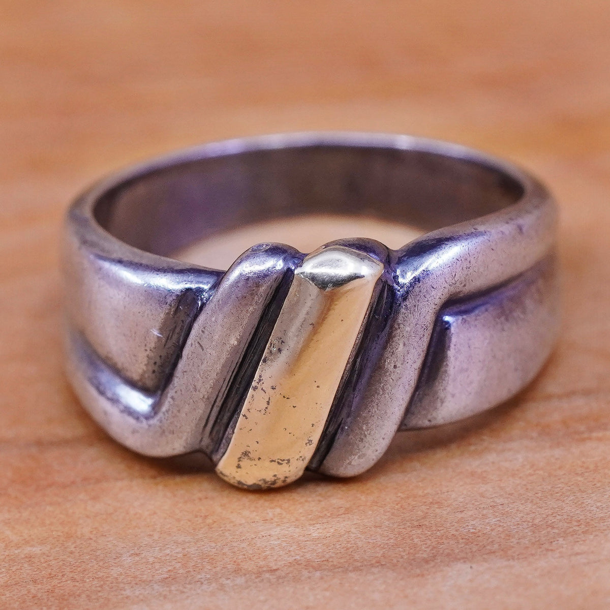 Size 6, modern Sterling 925 silver handmade ribbed ring with 14K gold accent