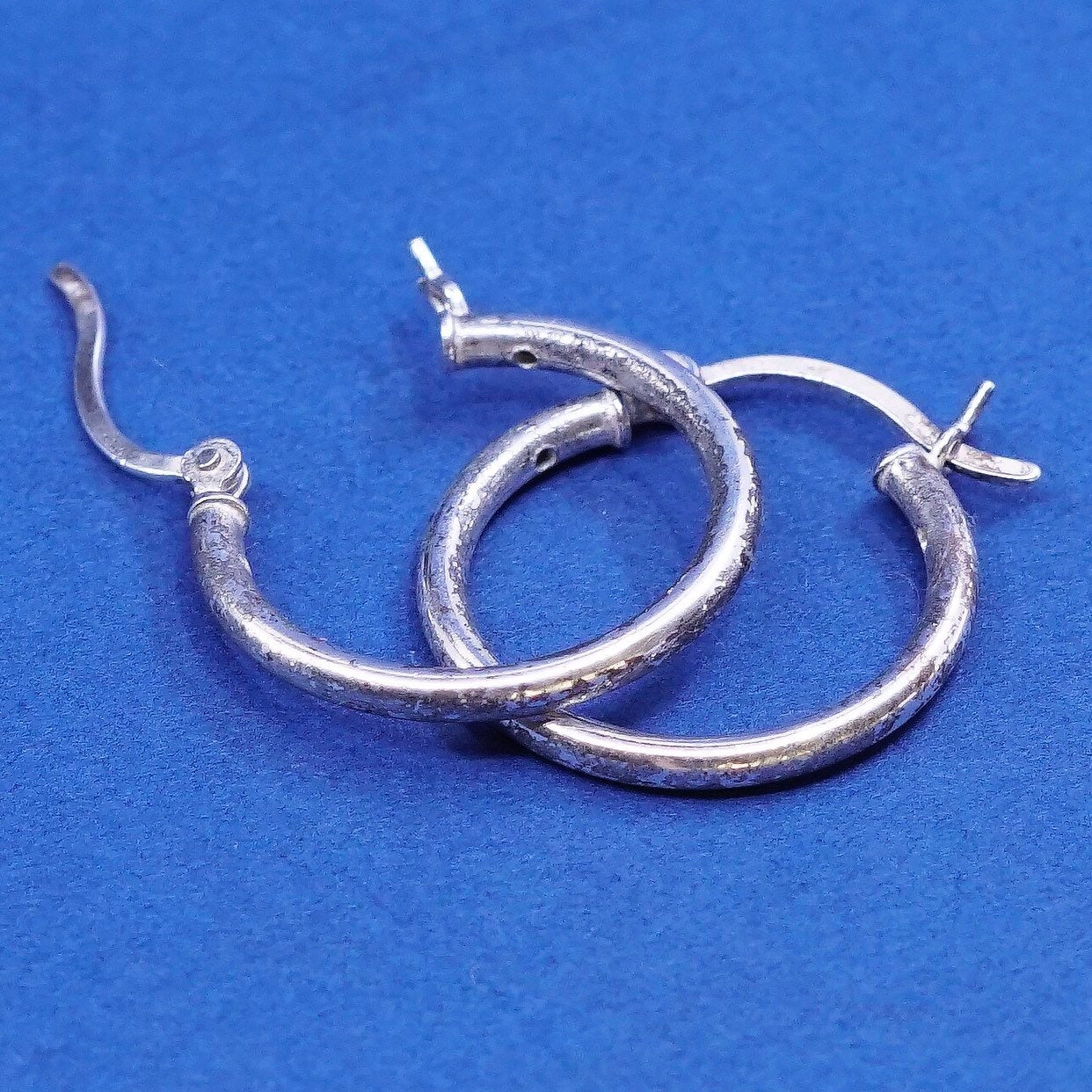 0.75”, vtg Sterling silver handmade earrings, 925 hoops, huggie