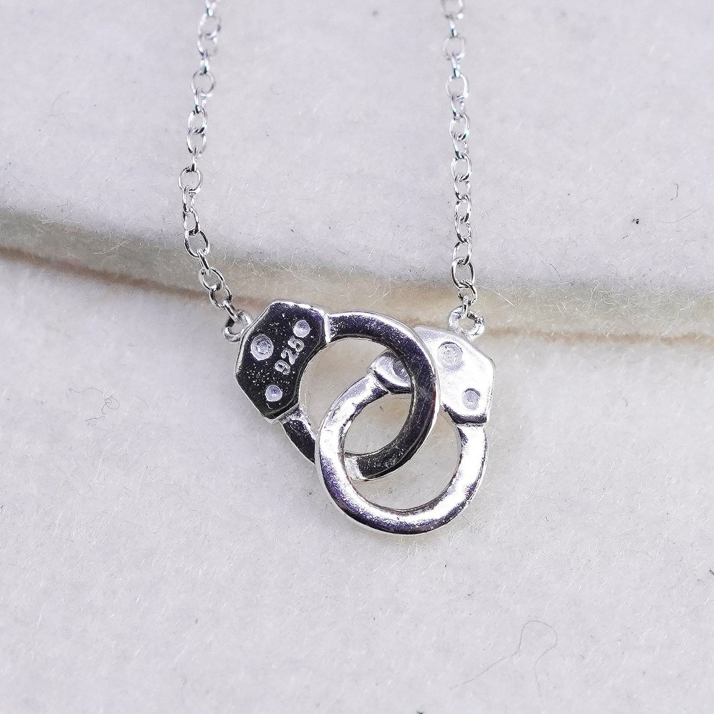 16+2”, vintage Sterling 925 silver handmade circle necklace w/ handcuff pendant