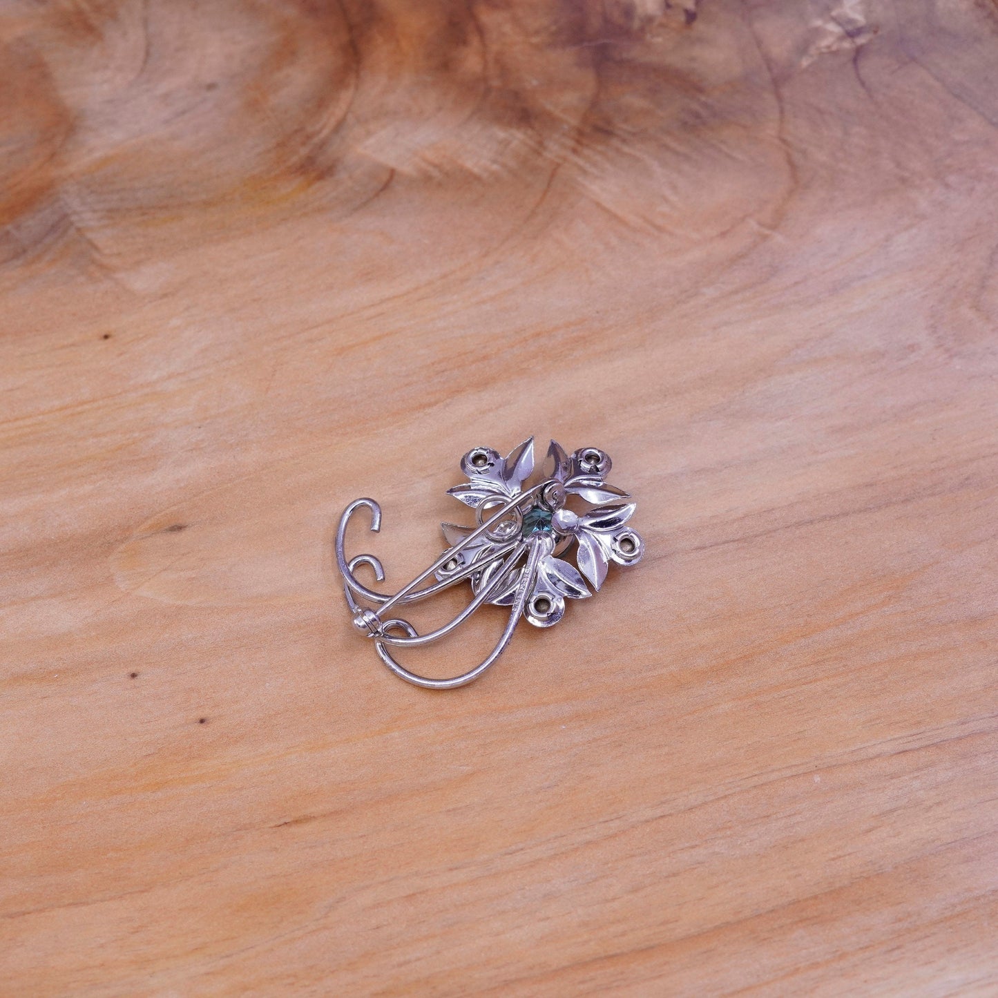 Vintage Art Deco handmade sterling 925 silver flower brooch with blue Crystal