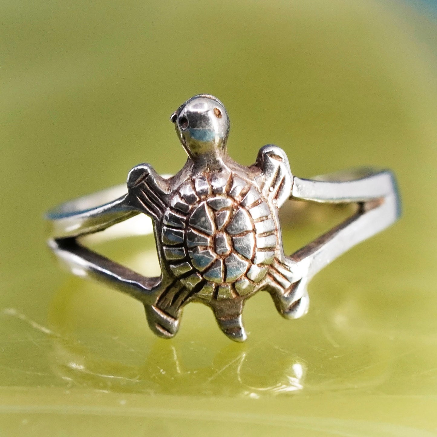 Size 3, vintage Sterling silver handmade ring, 925 turtle ring