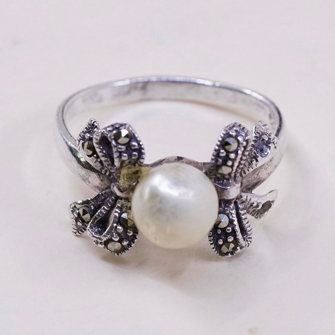 sz 6.75, vtg sterling silver handmade ring, 925 w/ faux pearl n marcasite