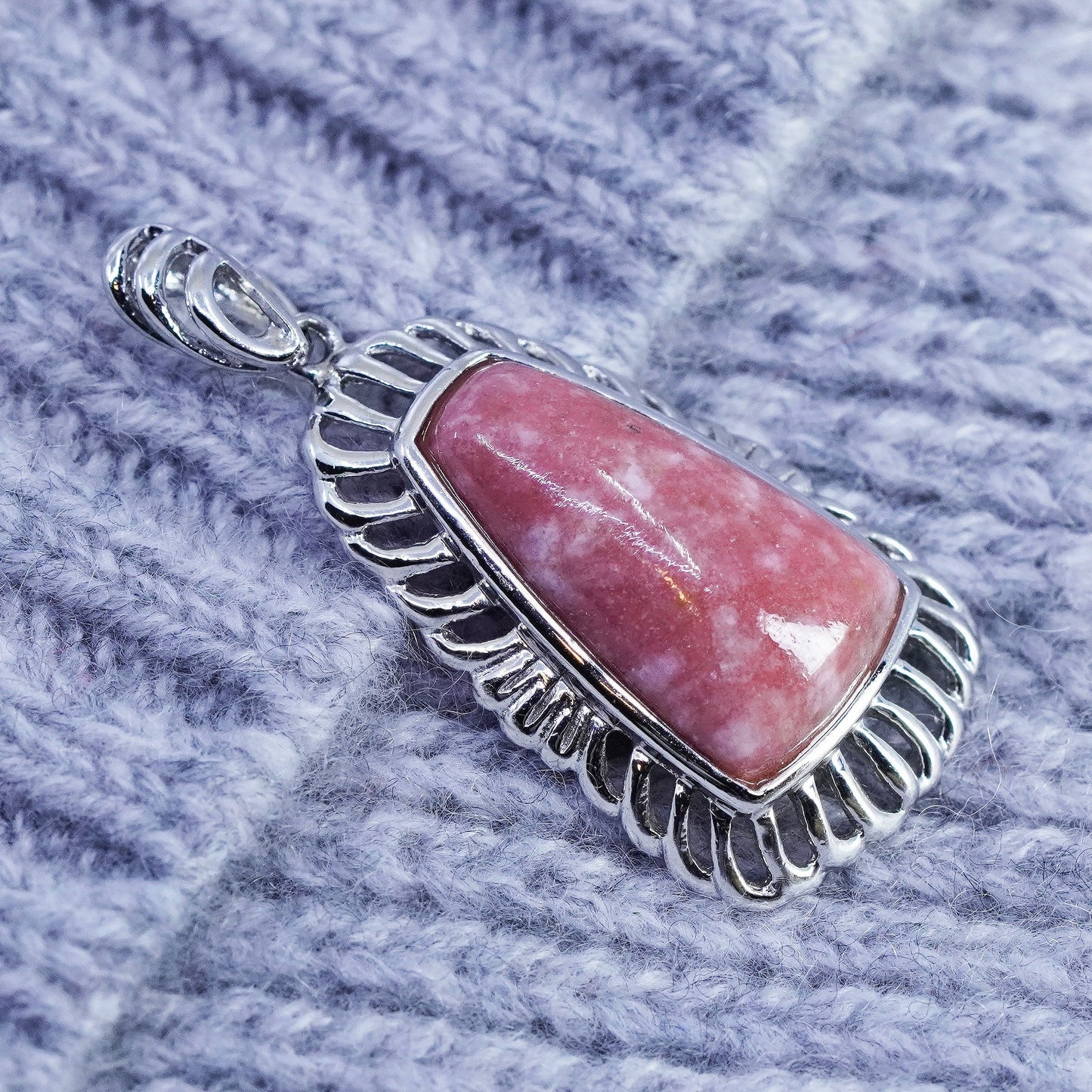 Vintage BBJ sterling 925 silver teardrop pendant with pink agate