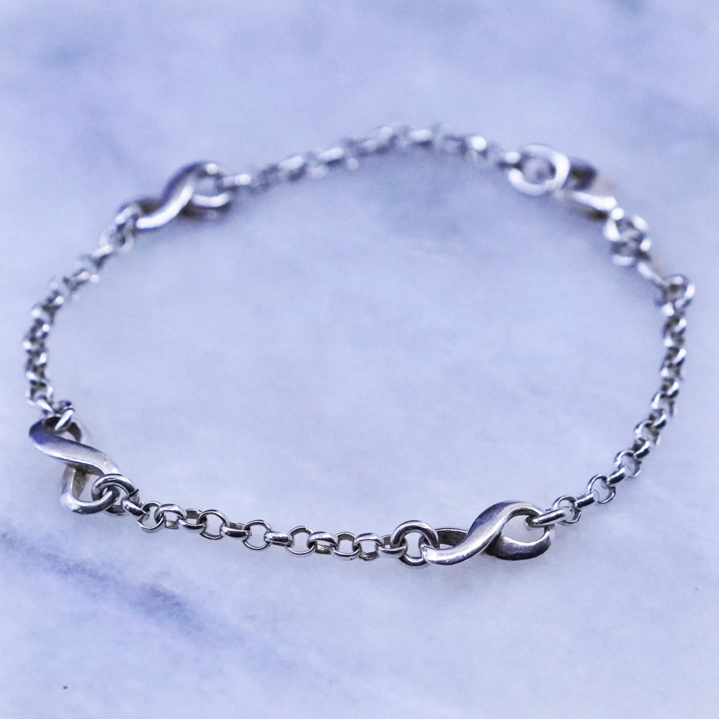 6.75”, vintage Sterling silver handmade bracelet 925 circle chain infinity loop