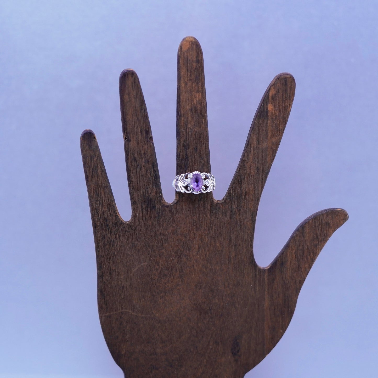 Size 7, vintage Sterling 925 silver handmade ring with amethyst and cluster cz