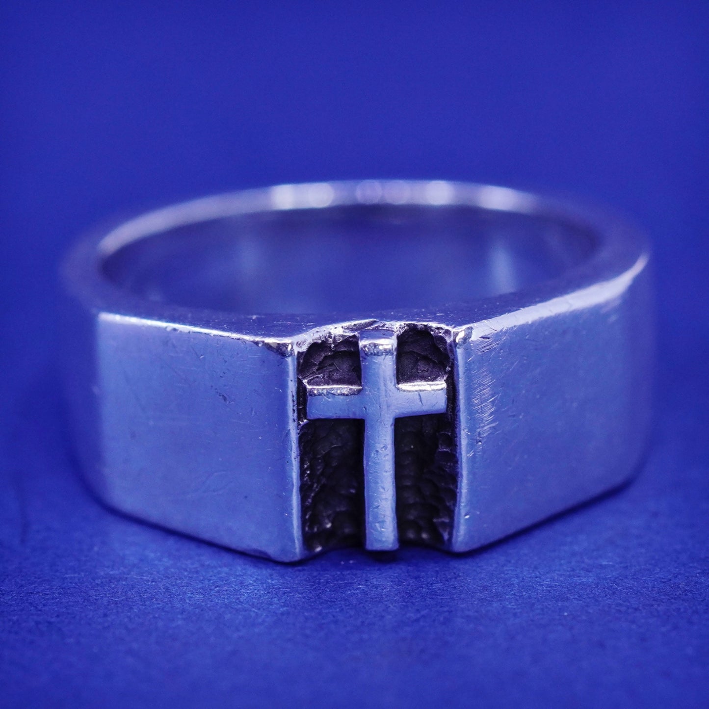 Size 8, vintage BSD Sterling silver handmade ring, 925 band with cross embossed