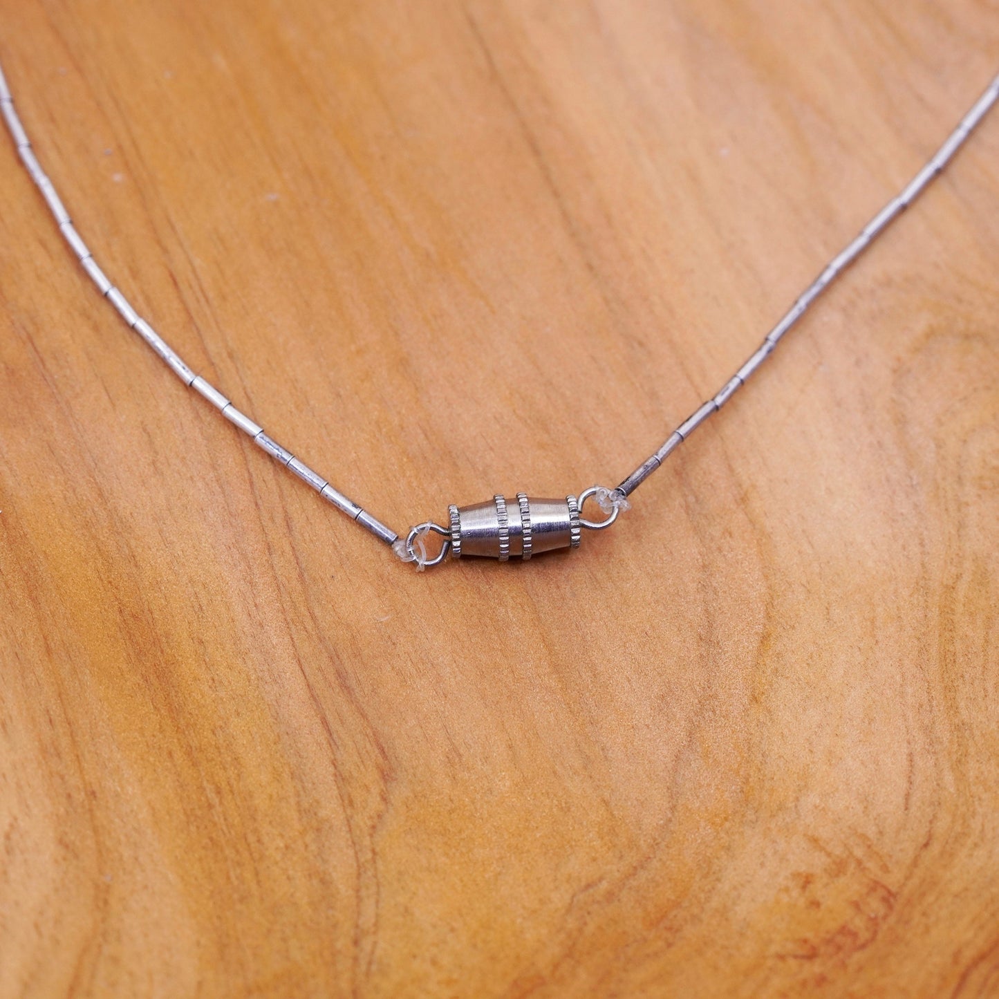 16”, Vintage Sterling 925 liquid silver necklace with turquoise beads