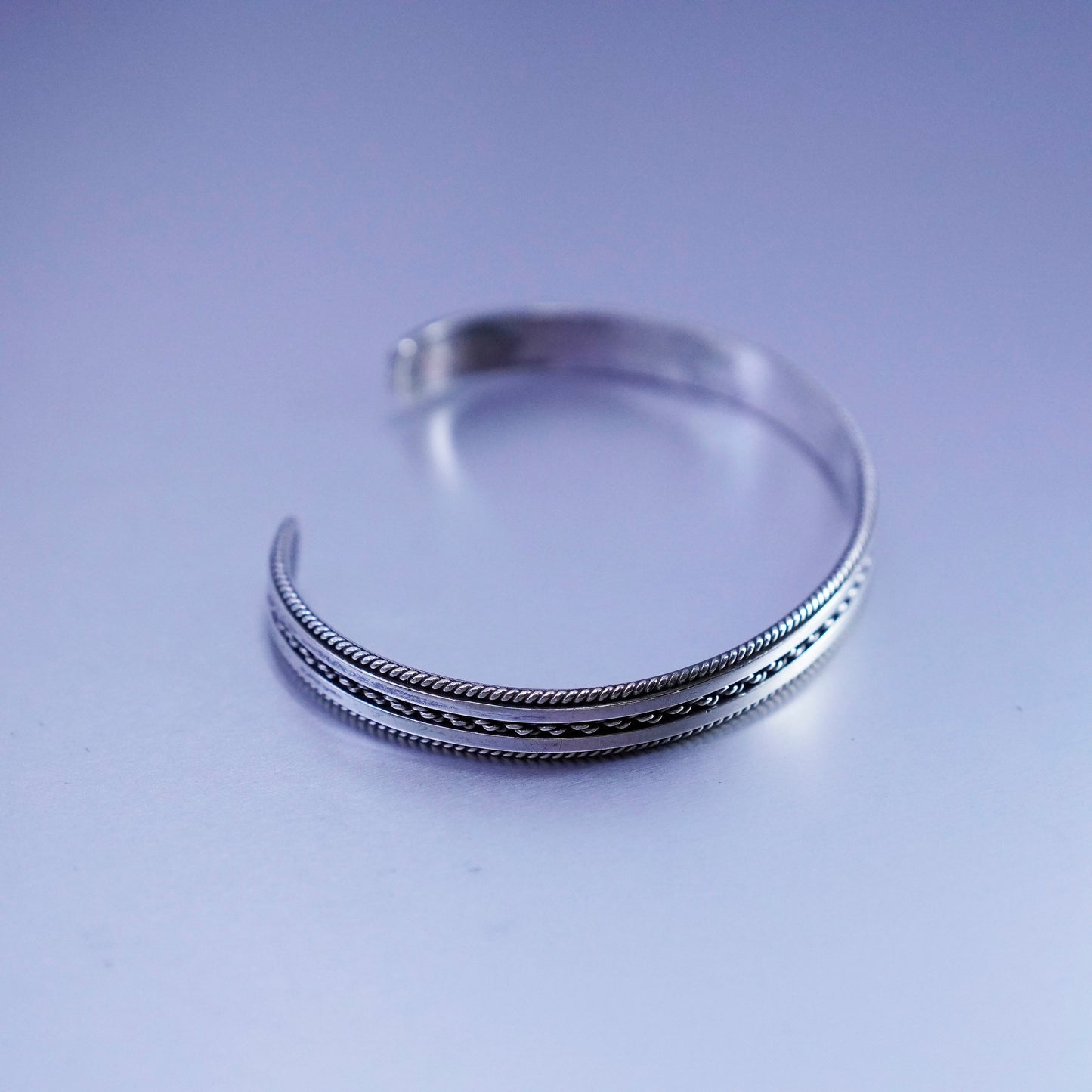 7.25”, Native American Tahe Navajo Sterling 925 silver bracelet, cable cuff