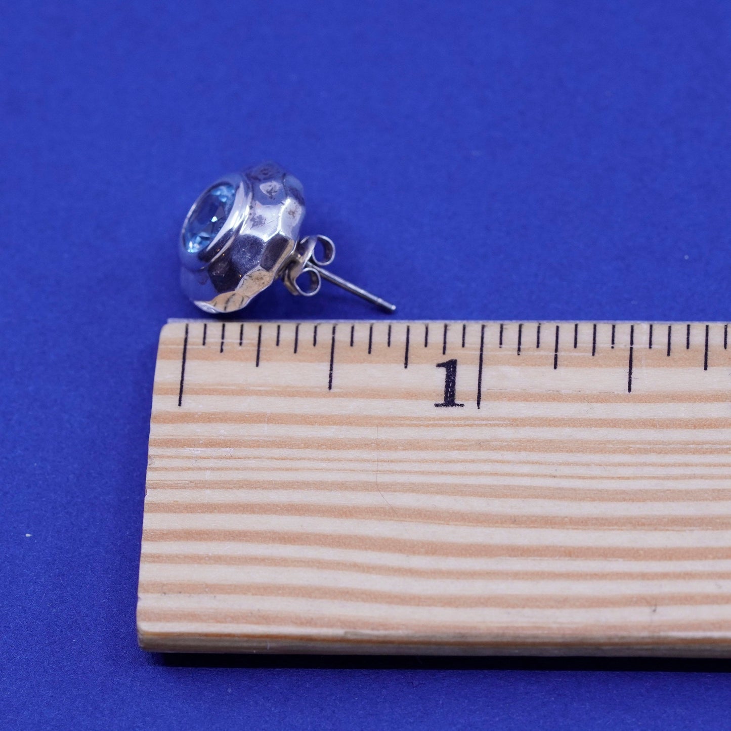 Vintage Milor sterling silver handmade earrings, round hammered 925 studs topaz