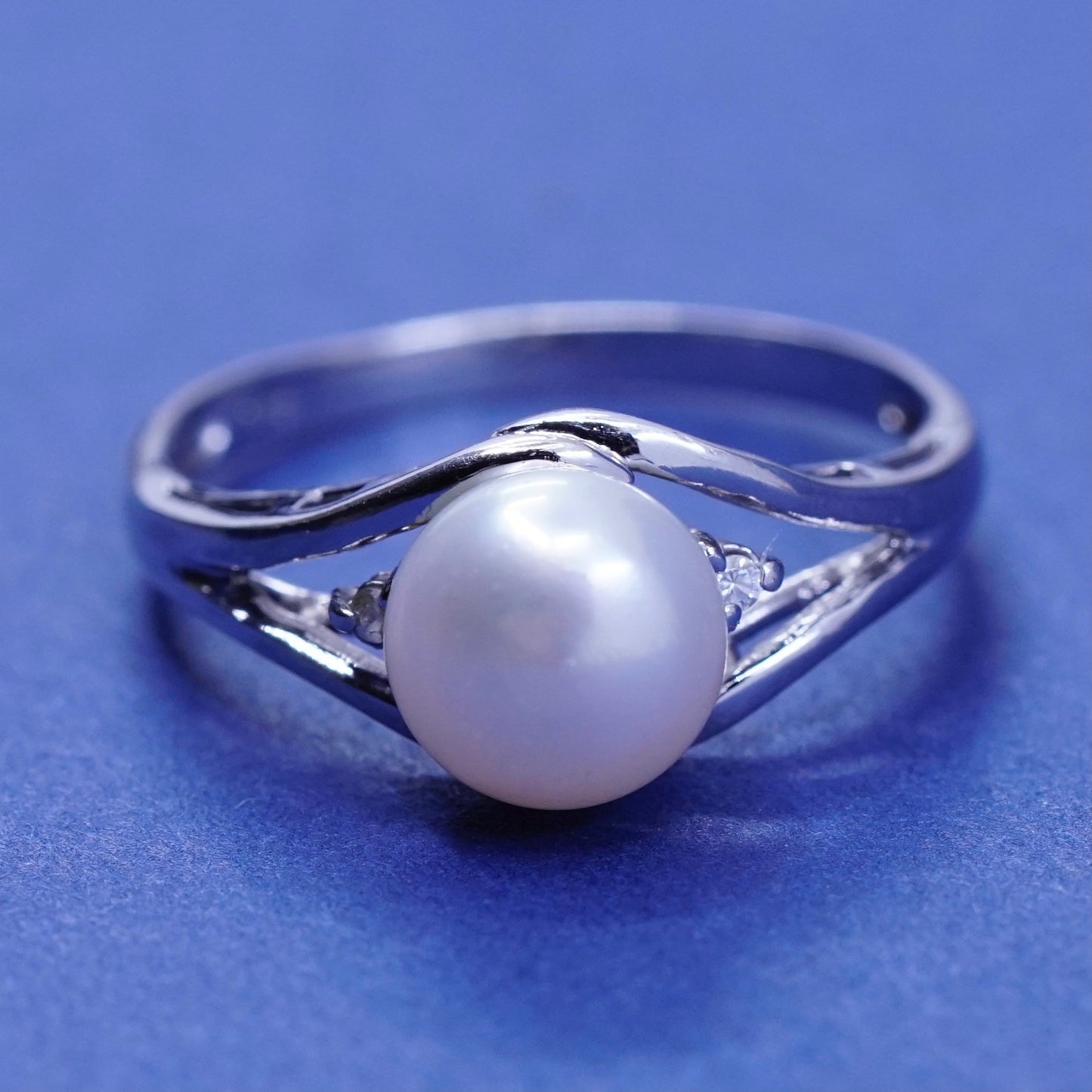 Size 7.25, vintage sterling 925 silver statement ring with pearl and diamond