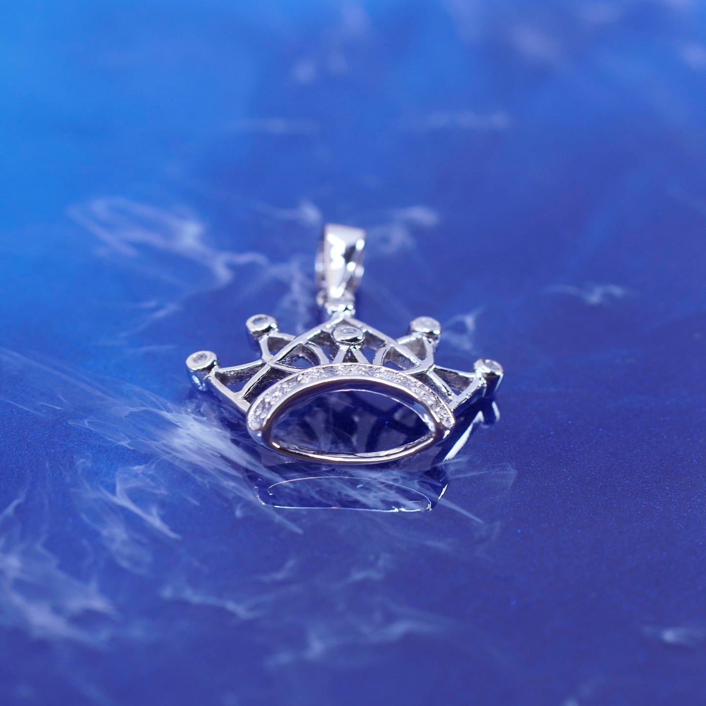 Vintage Sterling silver handmade pendant, 925 crown with genuine diamond center