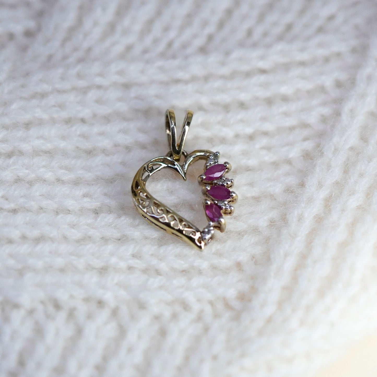 Vermeil Gold over sterling silver pendant, 925 heart with ruby and diamond
