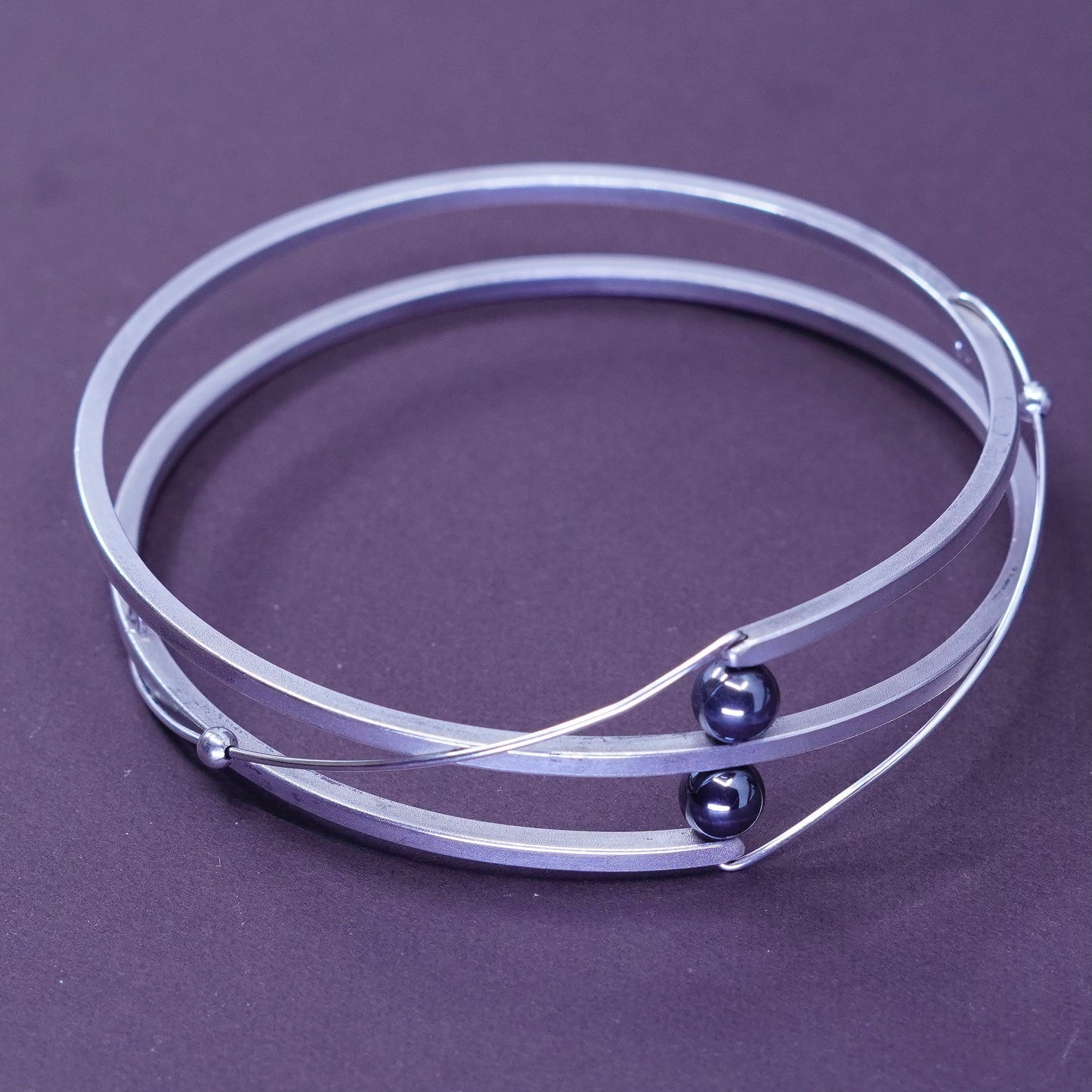 8.25”, vtg modern Sterling silver handmade bracelet, 925 bangle with hematite