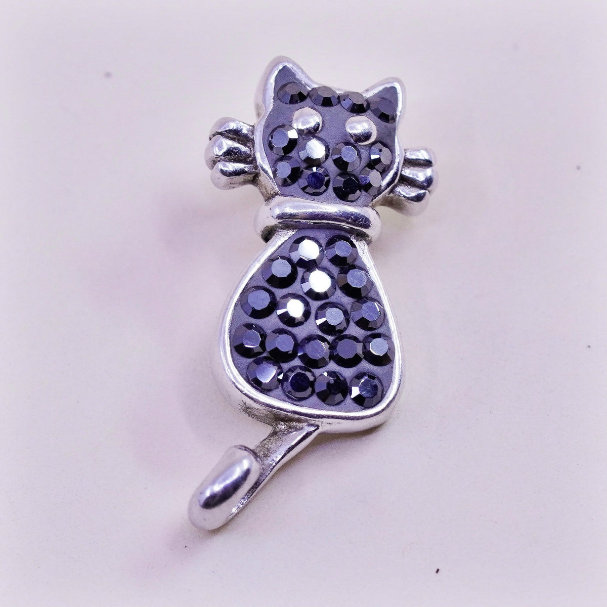 Vintage Sterling silver handmade pendant, 925 kitty cat with black crystal