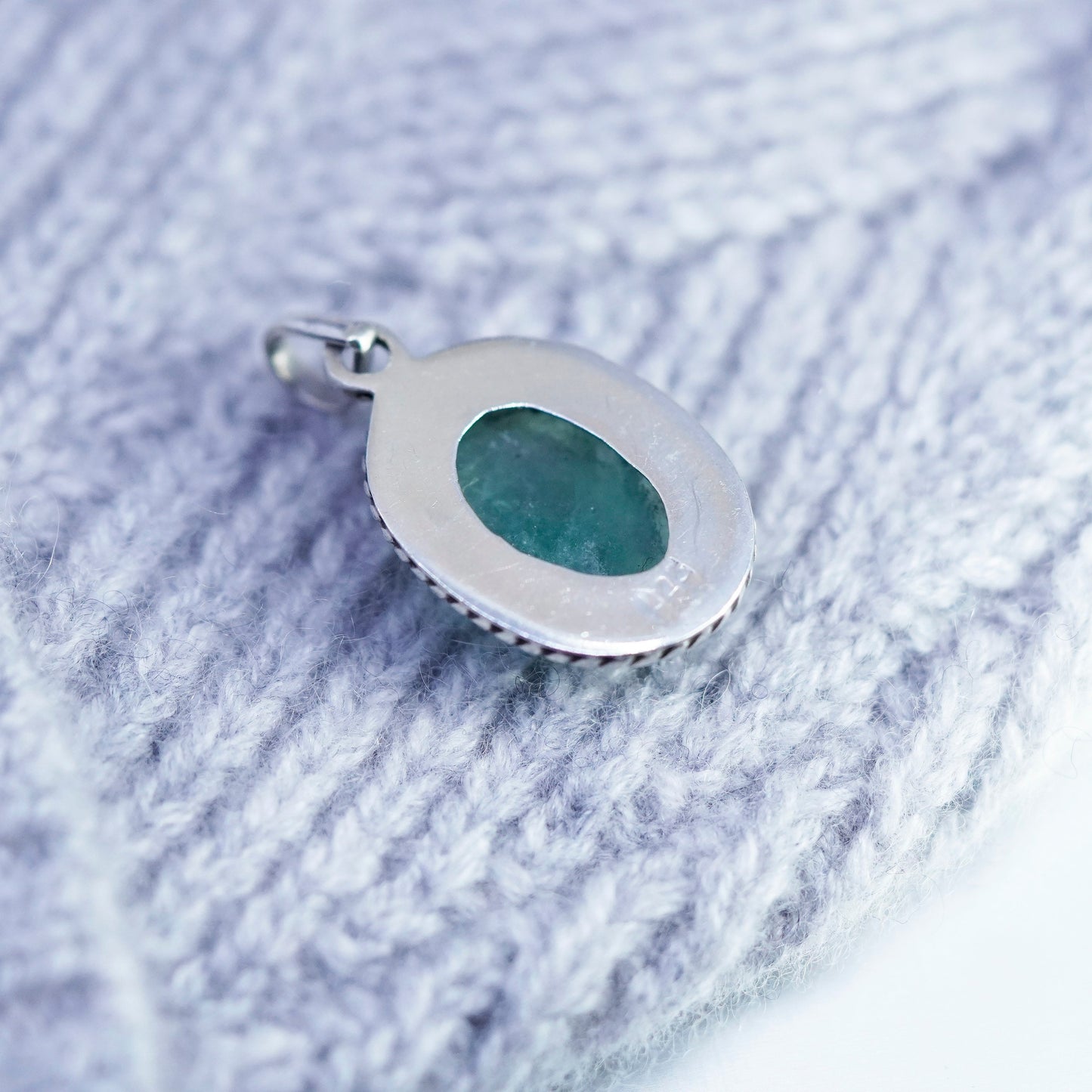 Vintage sterling 925 silver pendant with oval grapestone prehnite and cable