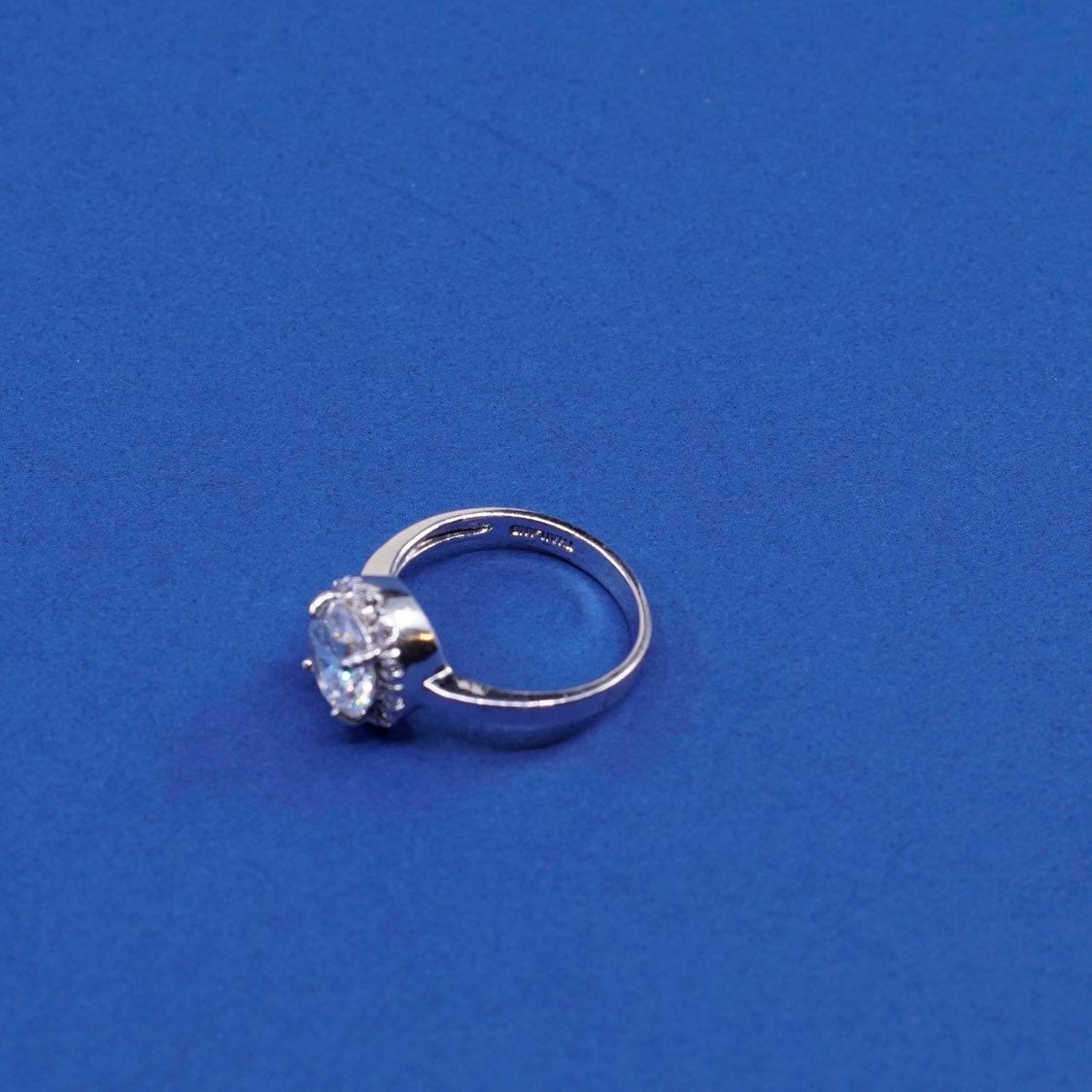 sz 8, vtg Sterling silver ring, 925 w/ cluster crystal, engagement anniversary